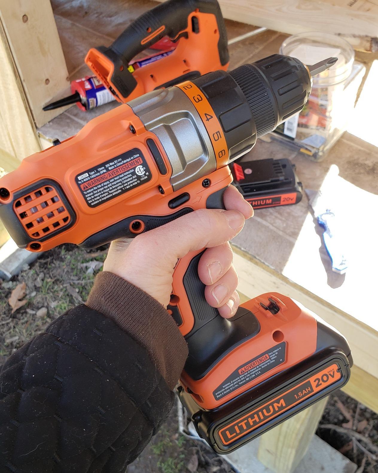 BLACK+DECKER 20V MAX* POWERCONNECT Cordless Jig Saw, Jigsaw Tool Only (BDCJS20B) customer photo 2