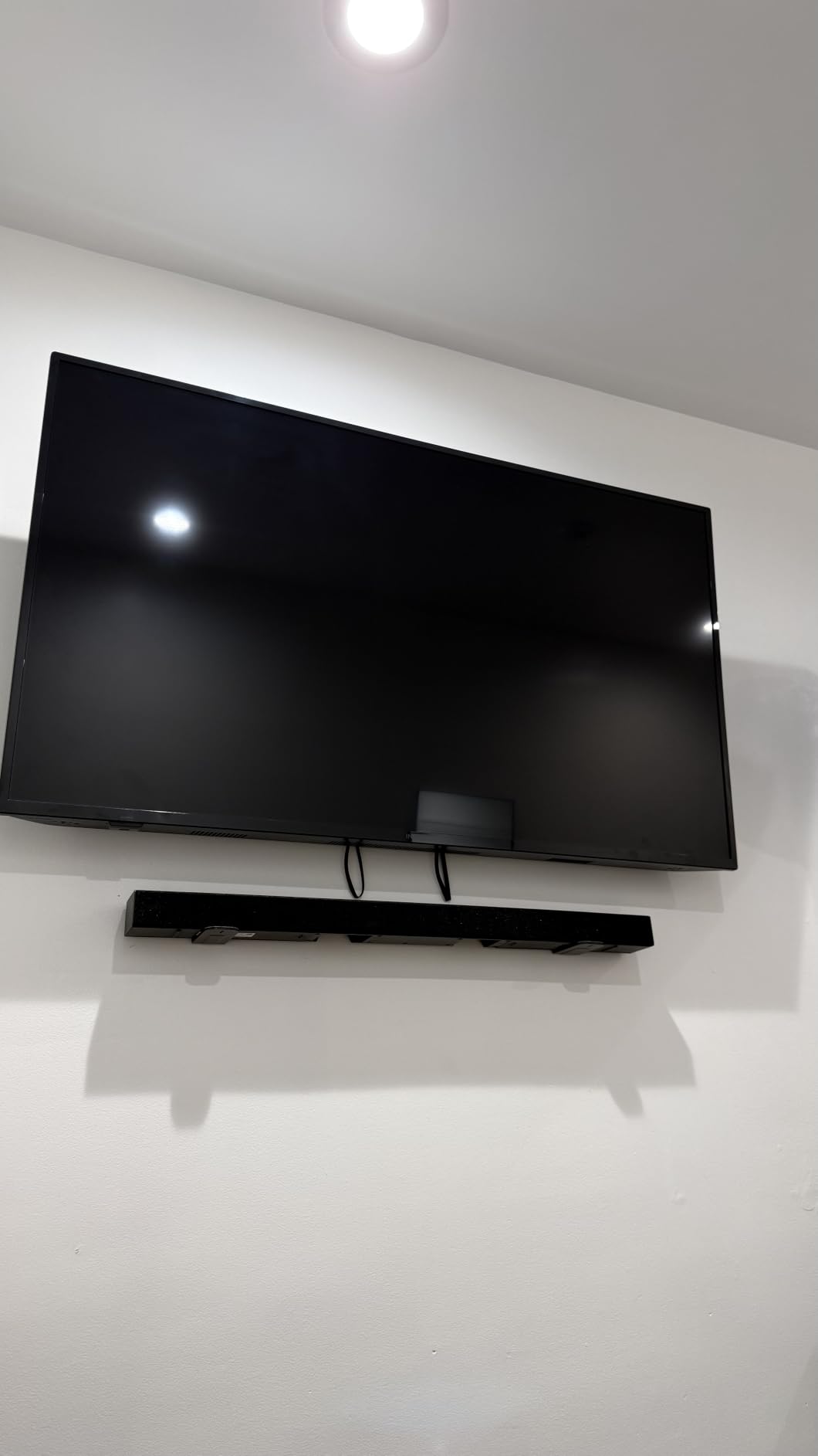 PERLESMITH Tilting TV Wall Mount Bracket Low Profile for Most 23-60 inch LED LCD OLED, Plasma Flat Screen TVs with VESA 400x400mm Weight up to 115lbs, Fits 16