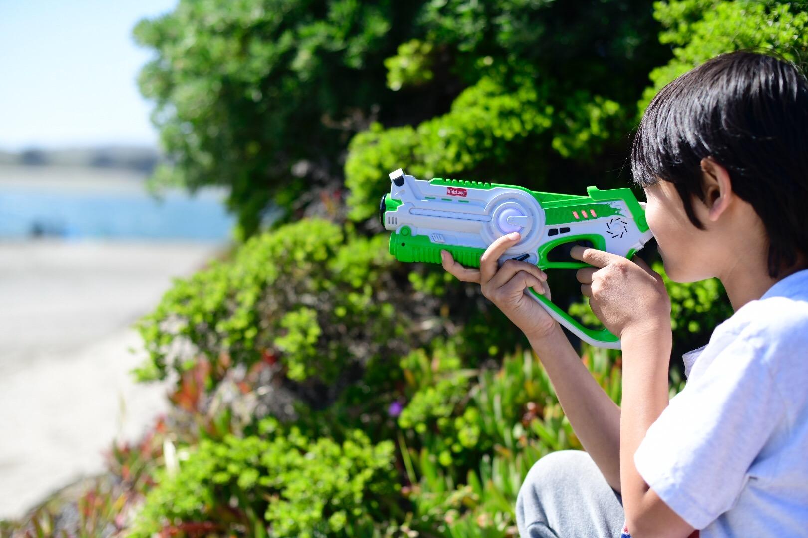 Kidzlane Laser Tag Guns Set of 4 for Kids and Adults - Infrared Laser Tag Set with 130 ft Range - 4 Team and Gun Modes - Indoor and Outdoor Toy Guns for Boys and Girls - Multiplayer Game for Ages 8+ customer photo 1