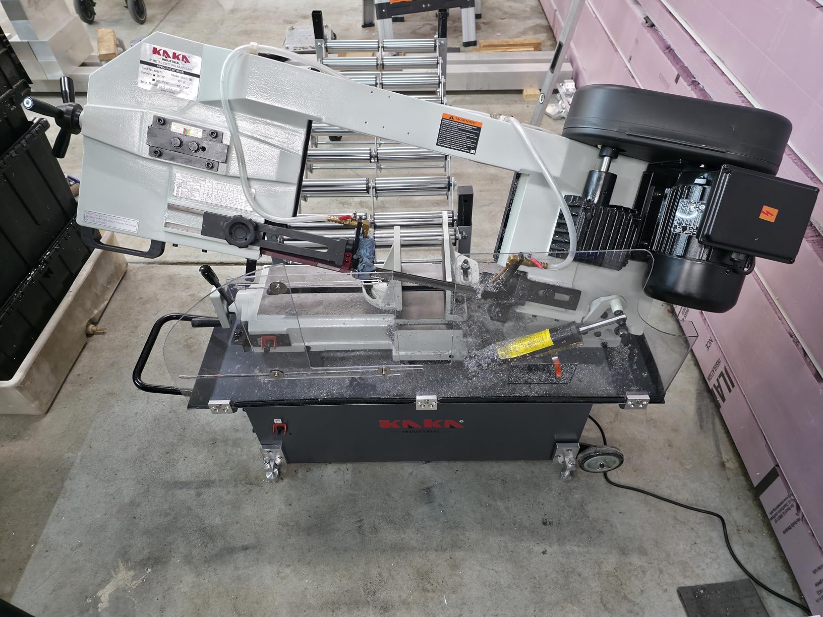 KAKA INDUSTRIAL BS-1018B Metal Cutting Band Saw, 10 in Round, 5 x 18 in Rectangular, Hydraulic Feed with Four Blade Speeds customer photo 2