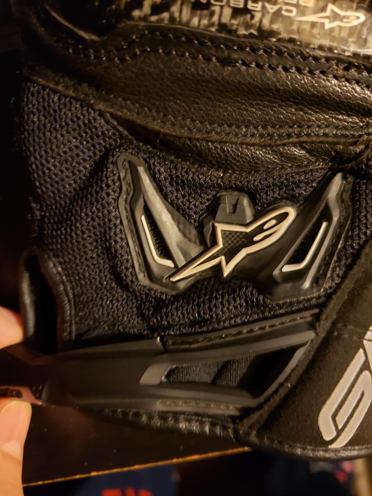 Alpinestars SMX-2 Air Carbon V2 Gloves - Black, Full-Grain Leather & 3D Mesh, Carbon Knuckle Protection, Touchscreen Compatible, Pre-Curved Design customer photo 1