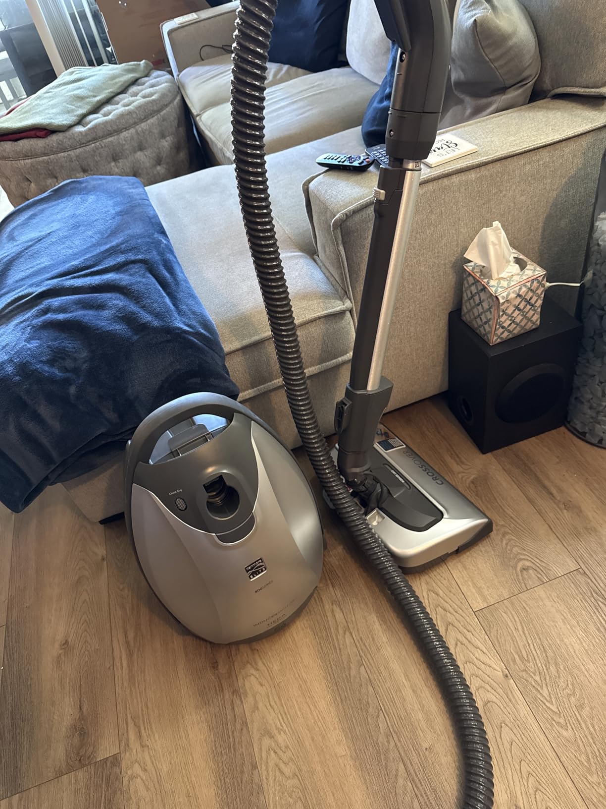 Kenmore Elite 21814 Pet Friendly CrossOver Lightweight Bagged HEPA Canister Vacuum with Pet PowerMate, Extended Telescoping Wand, Retractable Cord, 2 Floor Nozzles, and 4 Cleaning Tools-Silver/Gray customer photo 1