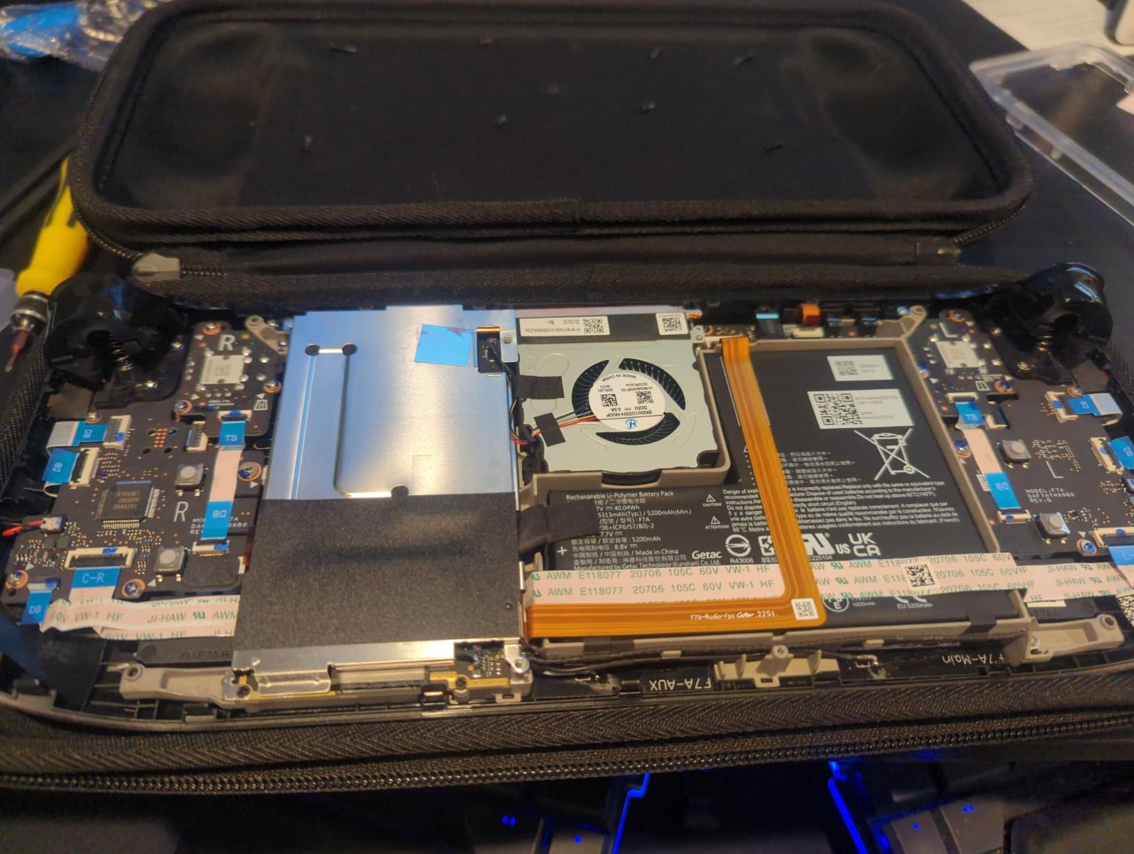 iFixit Prying and Opening Tool Assortment - Electronics and Phone Repair customer photo 2
