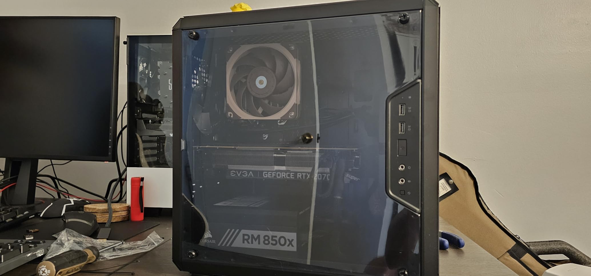 Cooler Master Q300L V1 Micro-ATX PC Case, High Airflow, Transparent Panel customer photo 1
