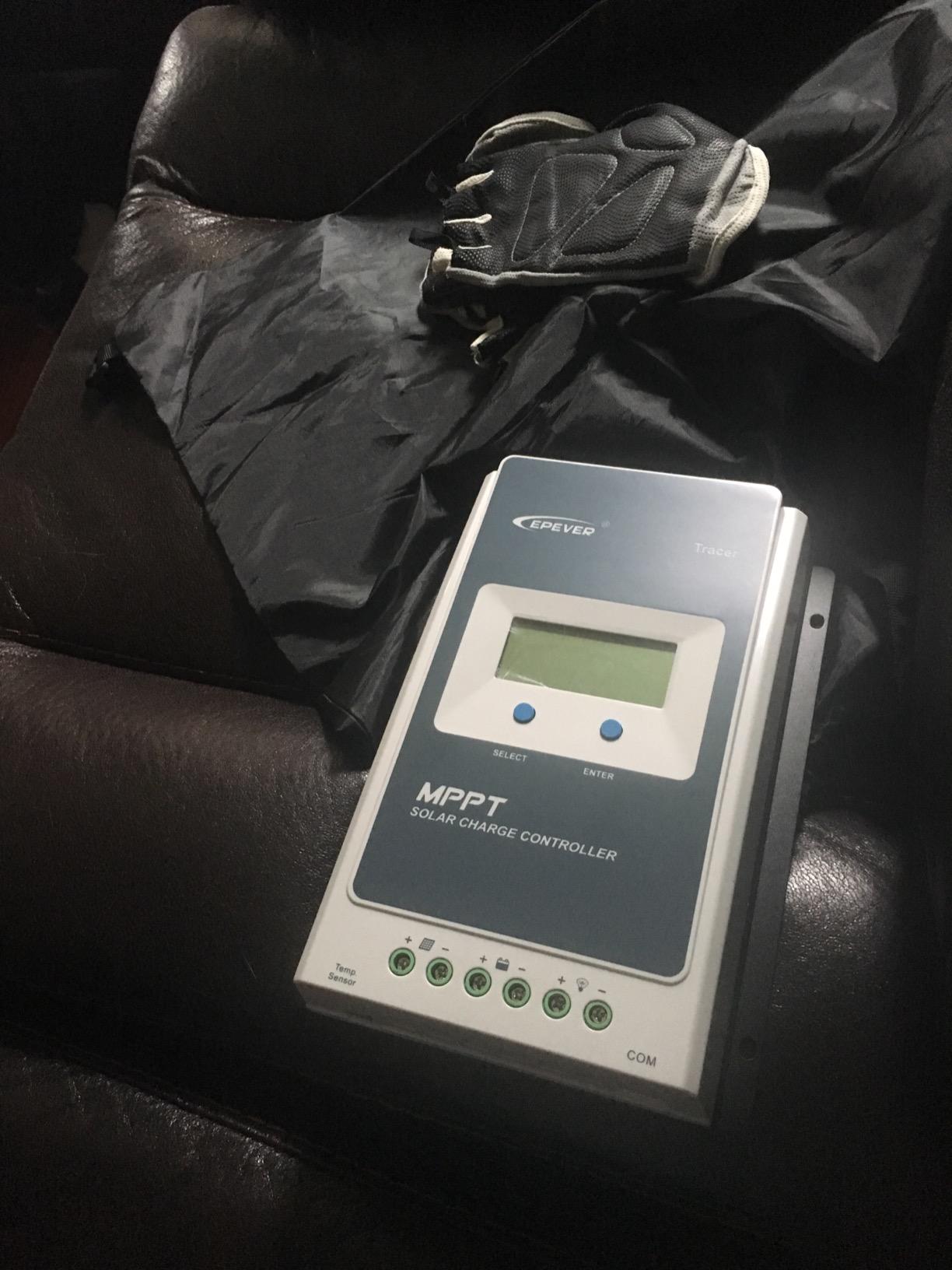 EPEVER MPPT Solar Charge Controller 30A 12V 24V Auto Max PV 100V customer photo 1