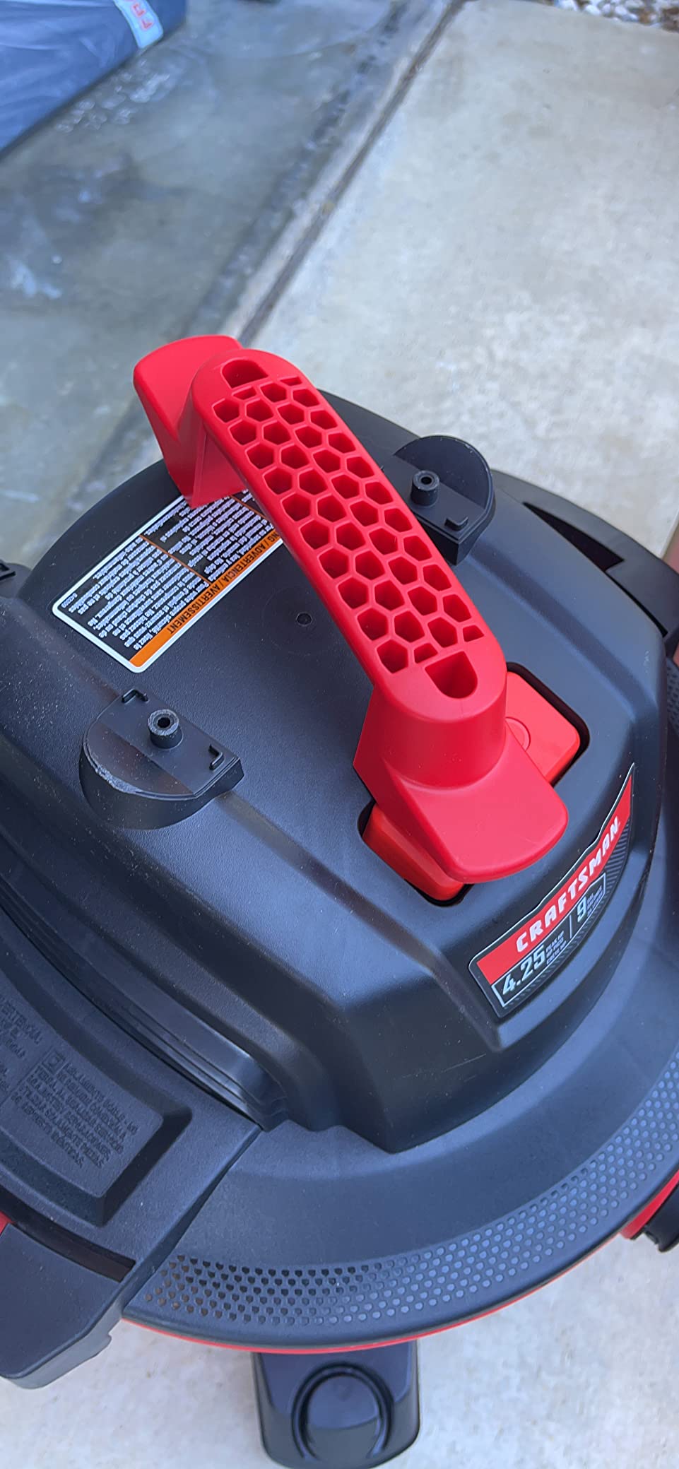 CRAFTSMAN CMXEVBE17590 9 Gallon 4.25 Peak HP Wet Dry Shop Vacuum | General Purpose Wet and Dry Vac with Filter, Dust Bag, Hose and Attachments for Home, Garage and Automotive Cleaning customer photo 1