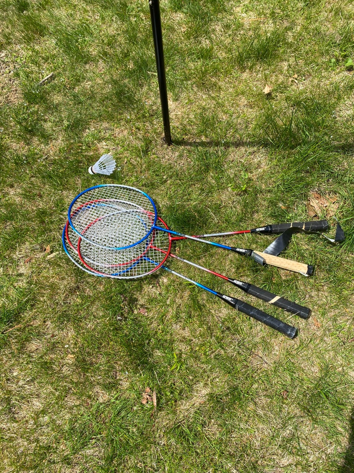 GSE Badminton Complete Set with Net, 4 Rackets 3 Shuttlecocks & Carry Bag customer photo 1