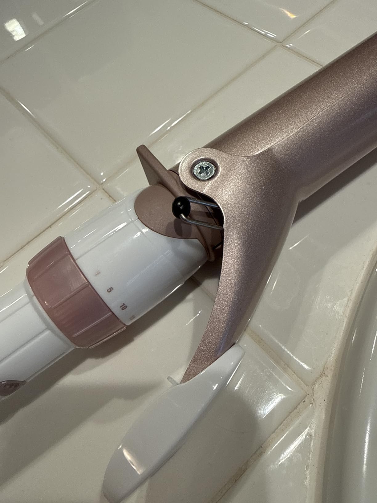 Conair Curling Iron, Double Ceramic, 1 1/4-in. Width, White/Rose Gold customer photo 1