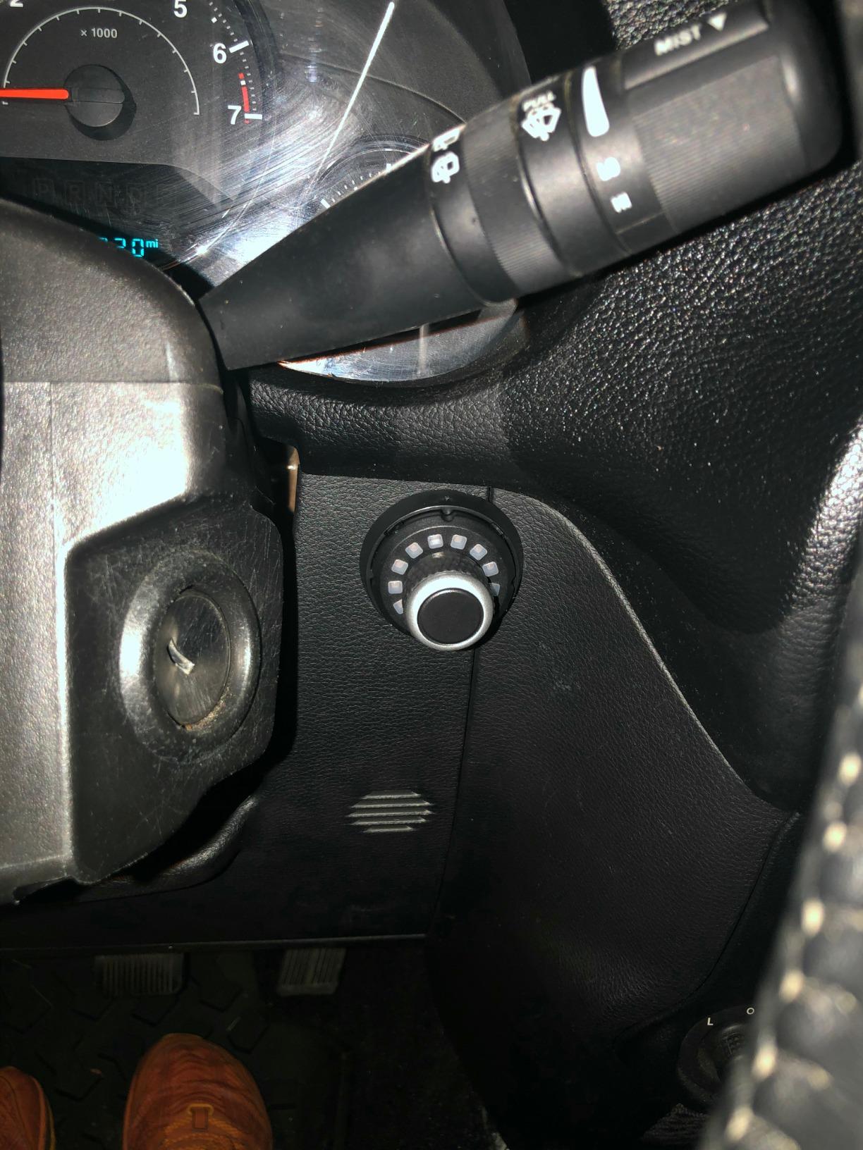 CURT 51170 Spectrum Proportional Trailer Brake Controller, Dash-Mount Knob | Controls 1-4 Axles and 2-8 Brakes, OEM-Style Interface, Auto Leveling, Hidden Module, Quick-Plug Harness Sold Separately customer photo 2