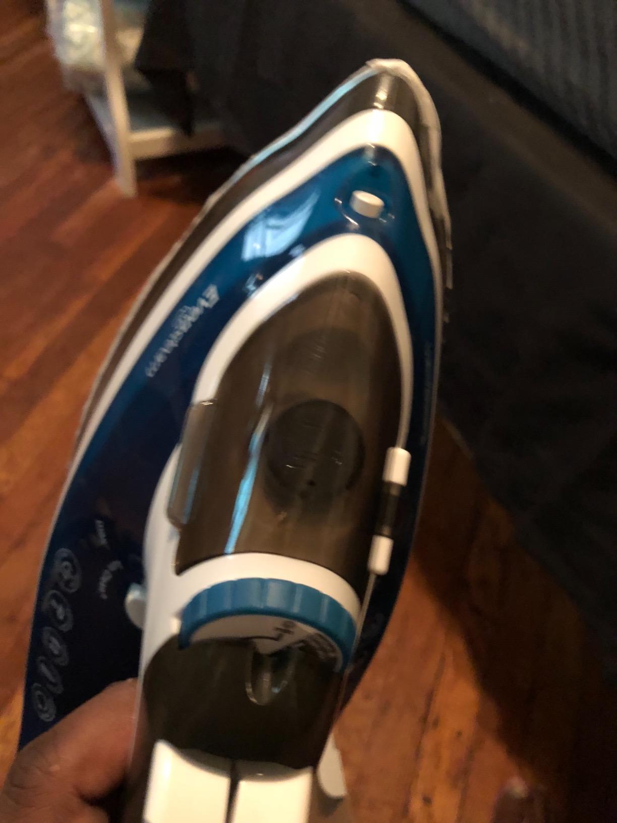 BLACK+DECKER ICR19XS One Step Steam Cord Reel Iron, Blue customer photo 1
