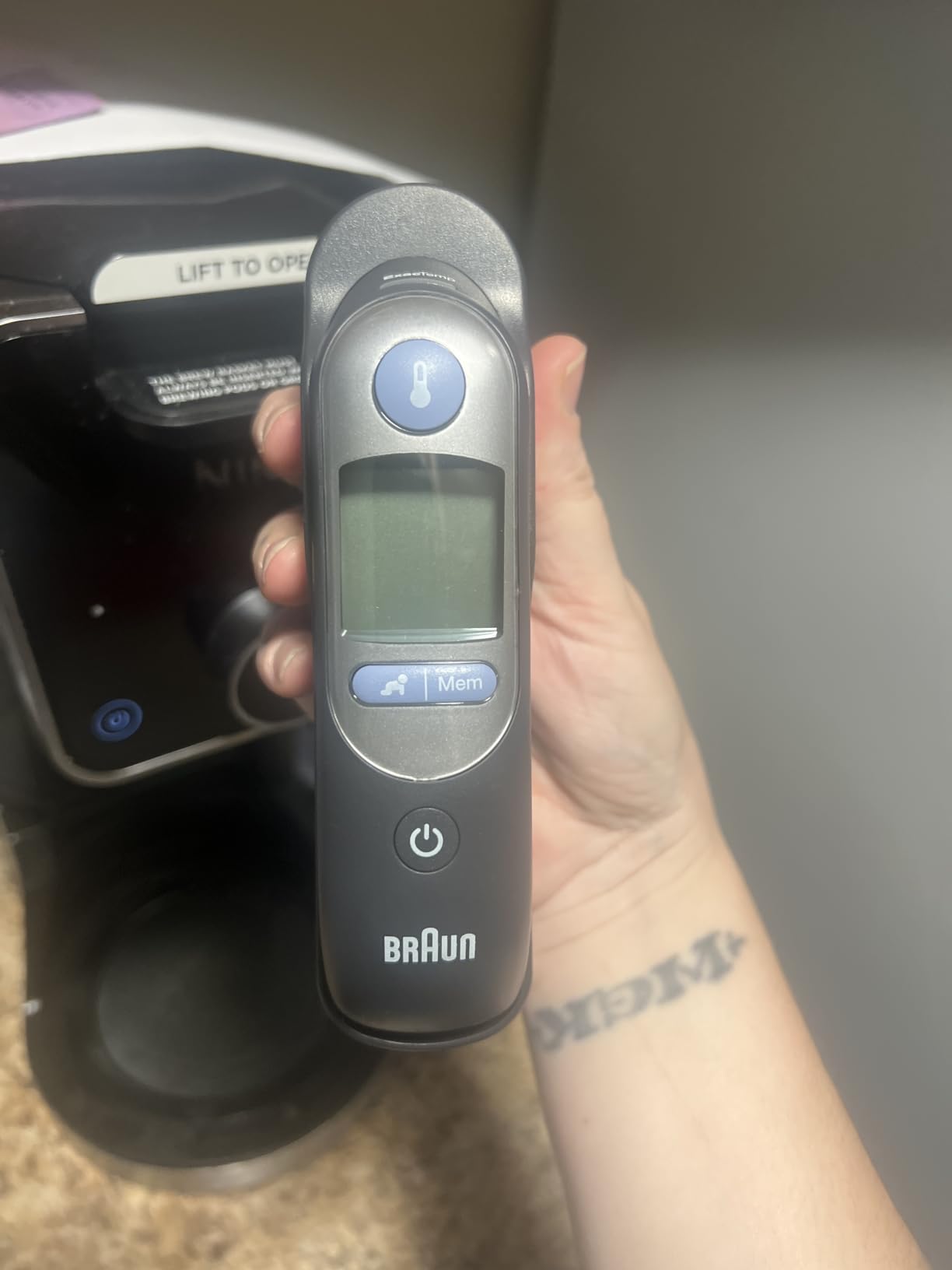 Braun ThermoScan 7 Digital Ear Thermometer for Adults, Babies & Infants | Age-Adjusted Fever Guidance Thermometer, No. 1 Brand Recommended by Pediatricians customer photo 2
