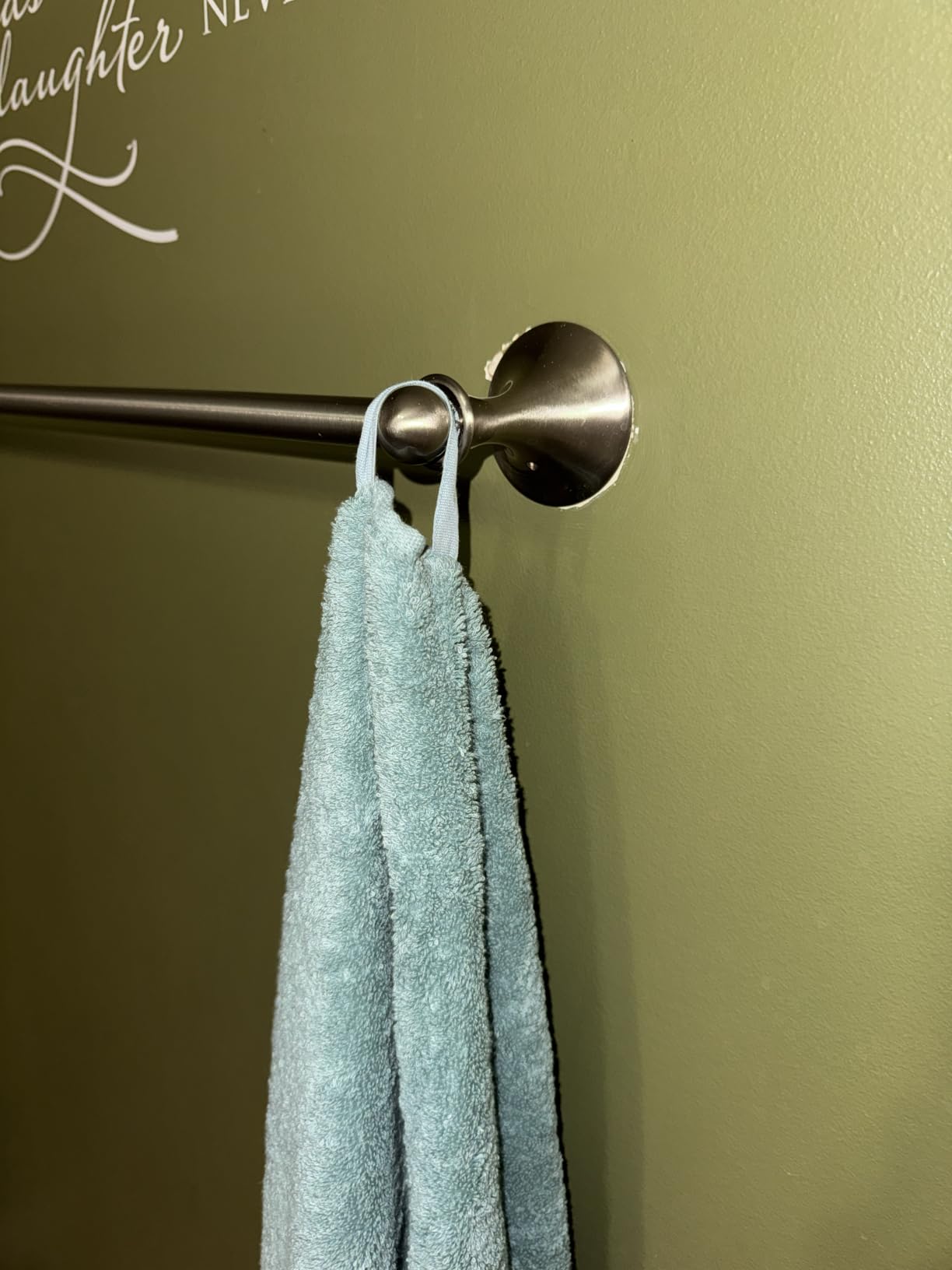 SEMAXE 8-Piece Cotton Bath Towel Set with Hanging Loops for Bathroom, Gray customer photo 1