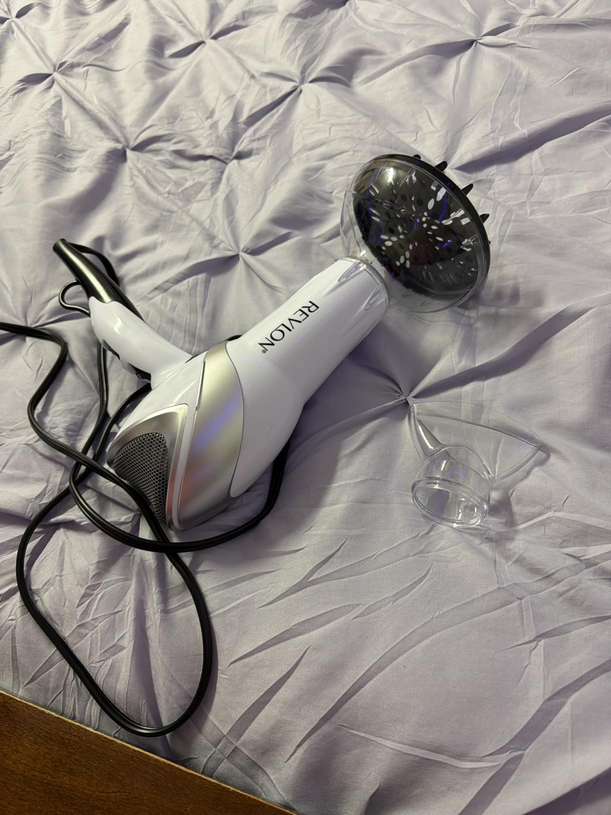 REVLON Infrared Ionic Hair Dryer with Diffuser & Concentrator, White customer photo 1