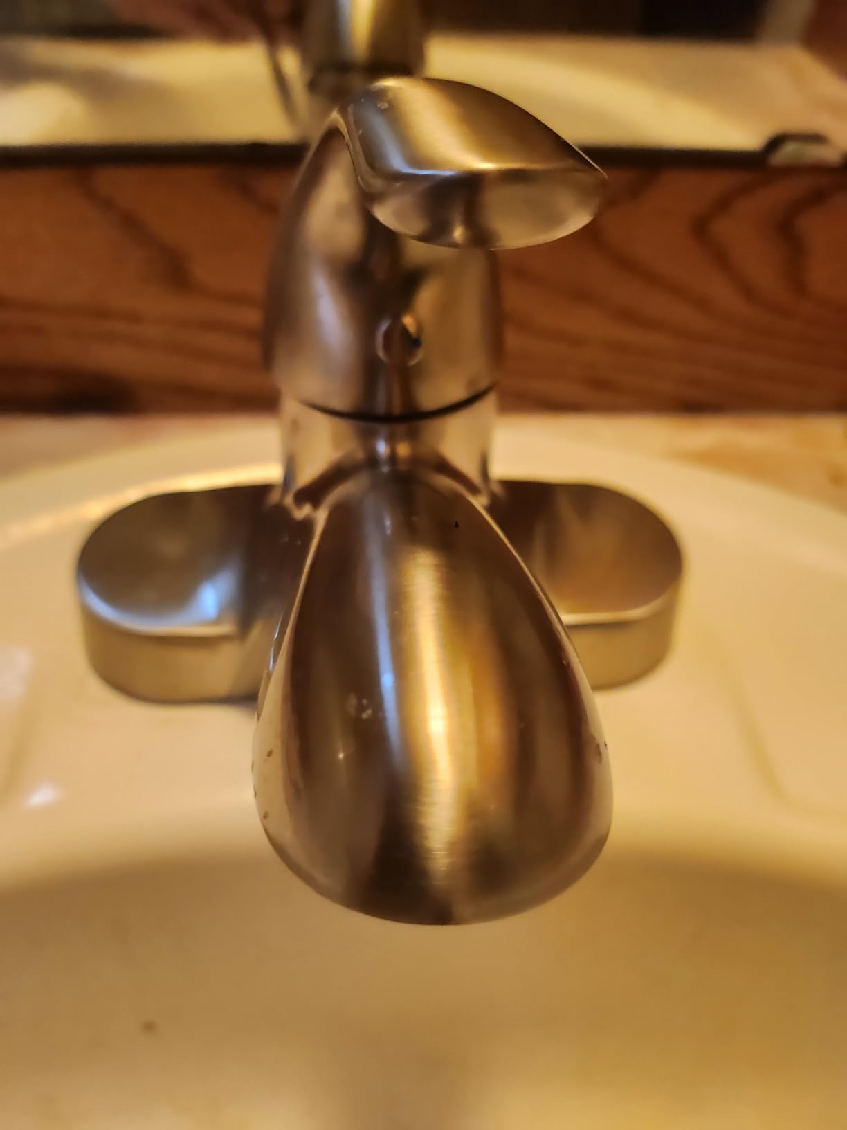WOWOW Bathroom Faucet 1 Handle Low Arc Single Handle 4 inch Centerset Bathroom Sink Faucet with Pop Up Drain Assembly Basin Mixer Tap Brushed Nickel Vanity Faucets customer photo 2