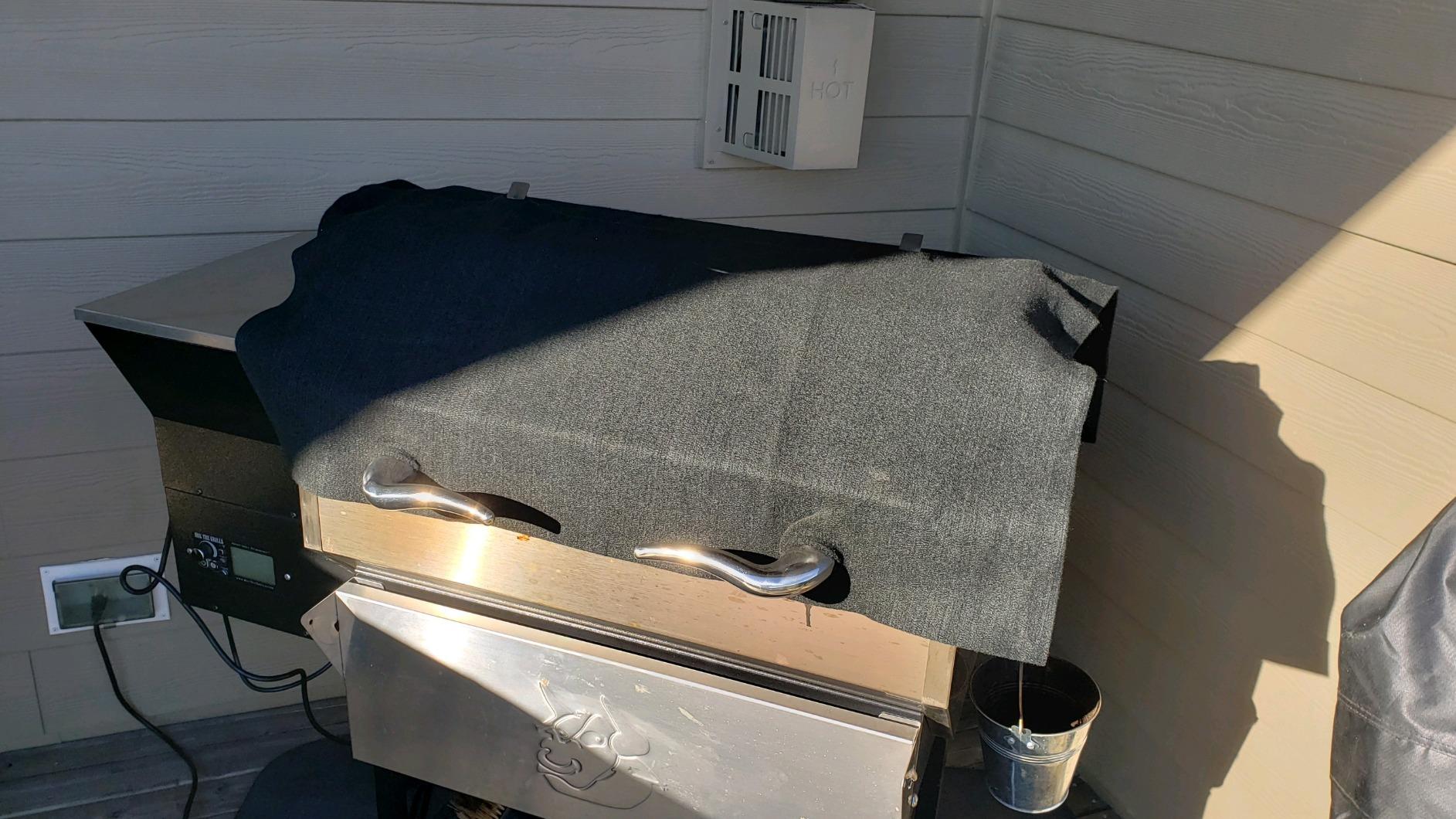 Waylander Carbon Felt Welding Blanket - Made in USA; Flame Retardant Fabric Up to 1800°F; Easy to Cut Fire Proof Mat customer photo 1