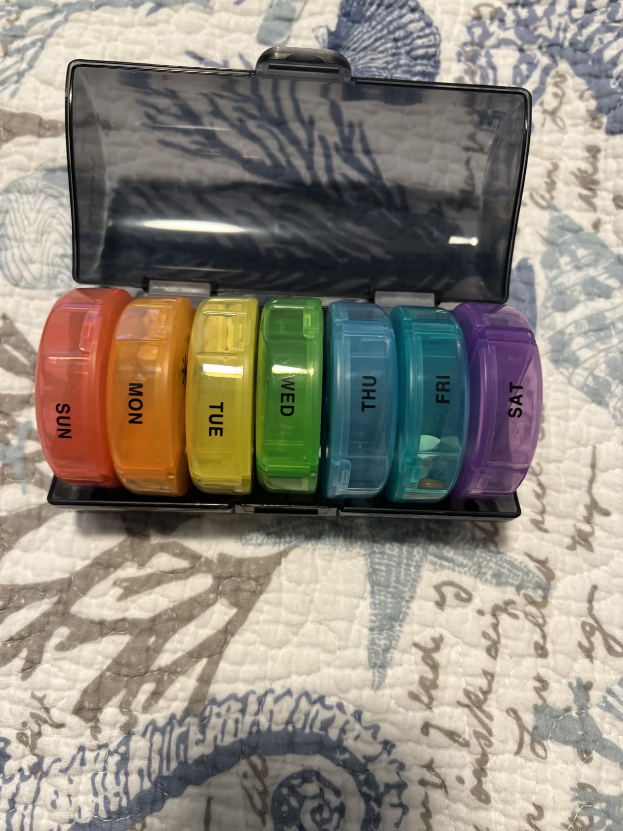 Sukuos Large Weekly Pill Organizer 2 Times a Day, Daily Pill Box 7 Day Easy to Open with Double Protection, AM PM Pill Case for Medicine/Vitamin/Fish Oil/Supplements customer photo 1