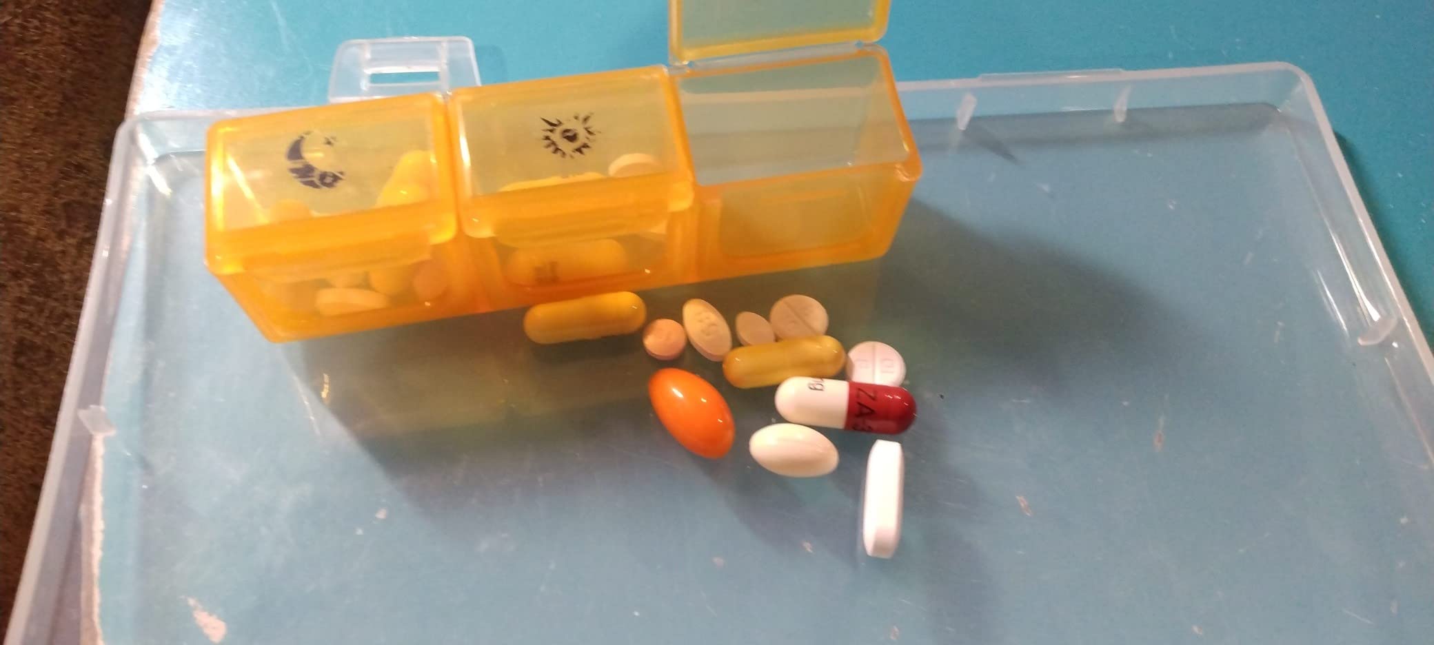 Weekly Pill Organizer, 3-Times-A-Day 7 Day Pill Box customer photo 2