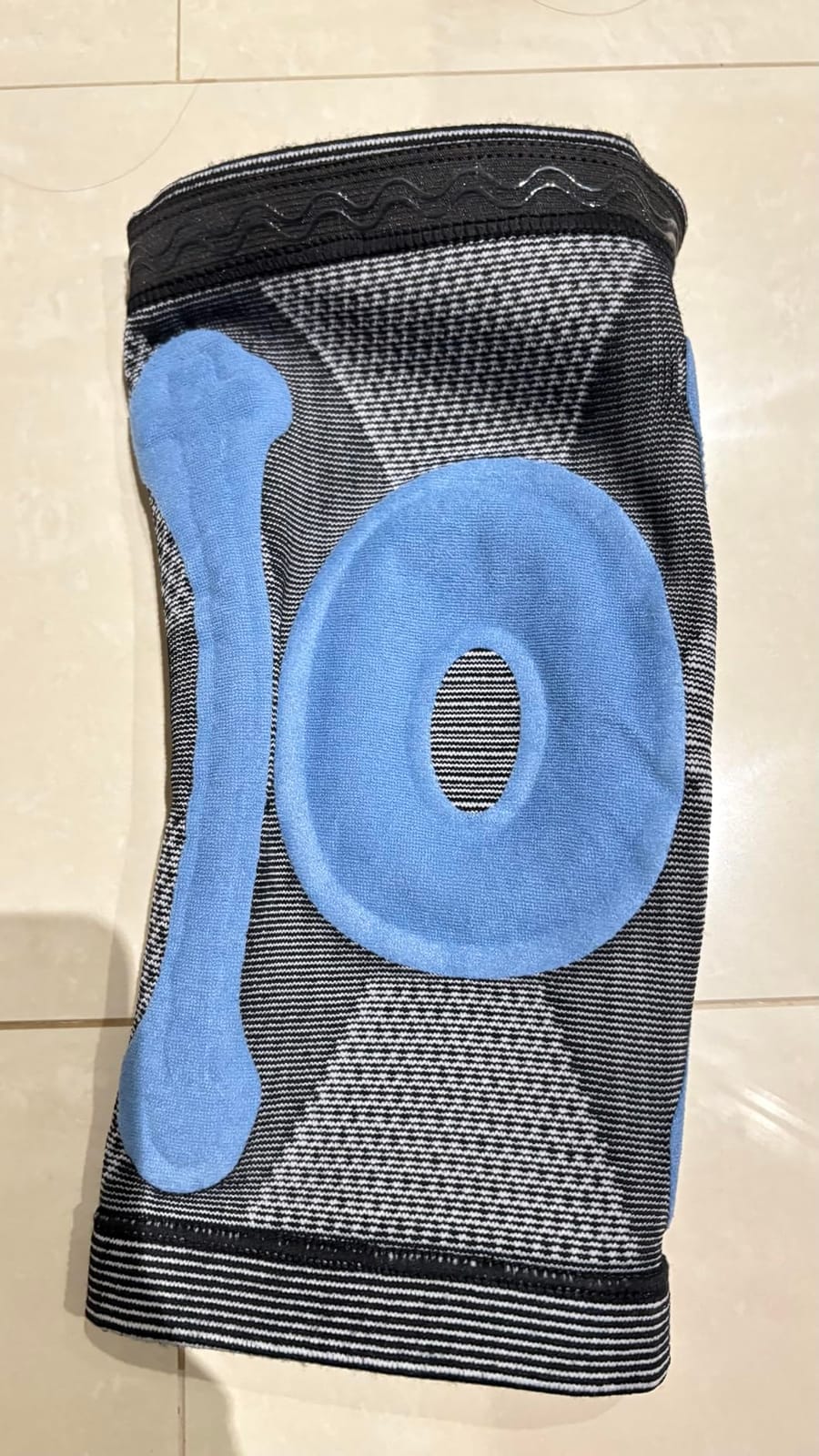 NEENCA Professional Knee Brace, Medical Knee Support for Women & Men Relief | Patented Patella Gel Pad & Side Stabilizers, Compression Sleeve for Knee Pain, Swelling, ACL, PCL, Arthritis, Sports, Workout customer photo 2