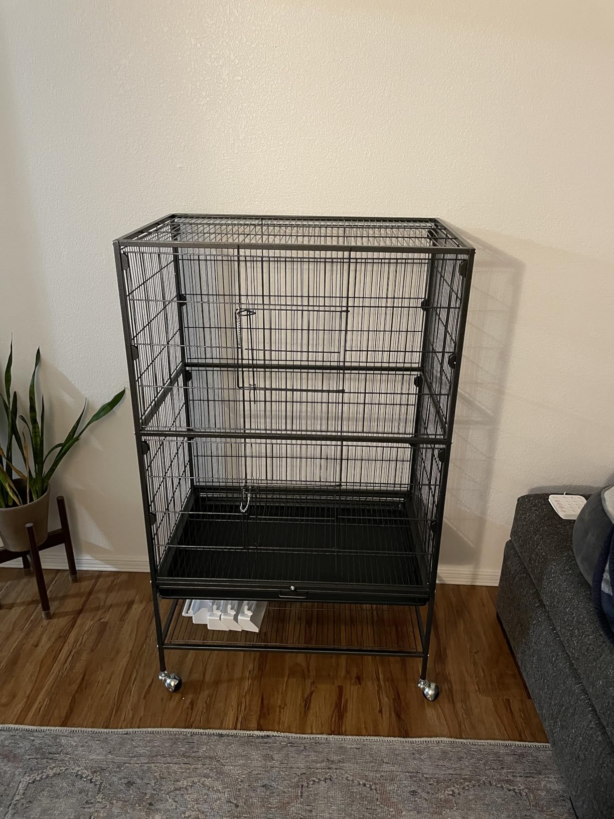 Topeakmart Wrought Iron Large Flight Parrot Bird Cage with Rolling Stand for Multiple Parakeets Conure Cockatiel Cage customer photo 2