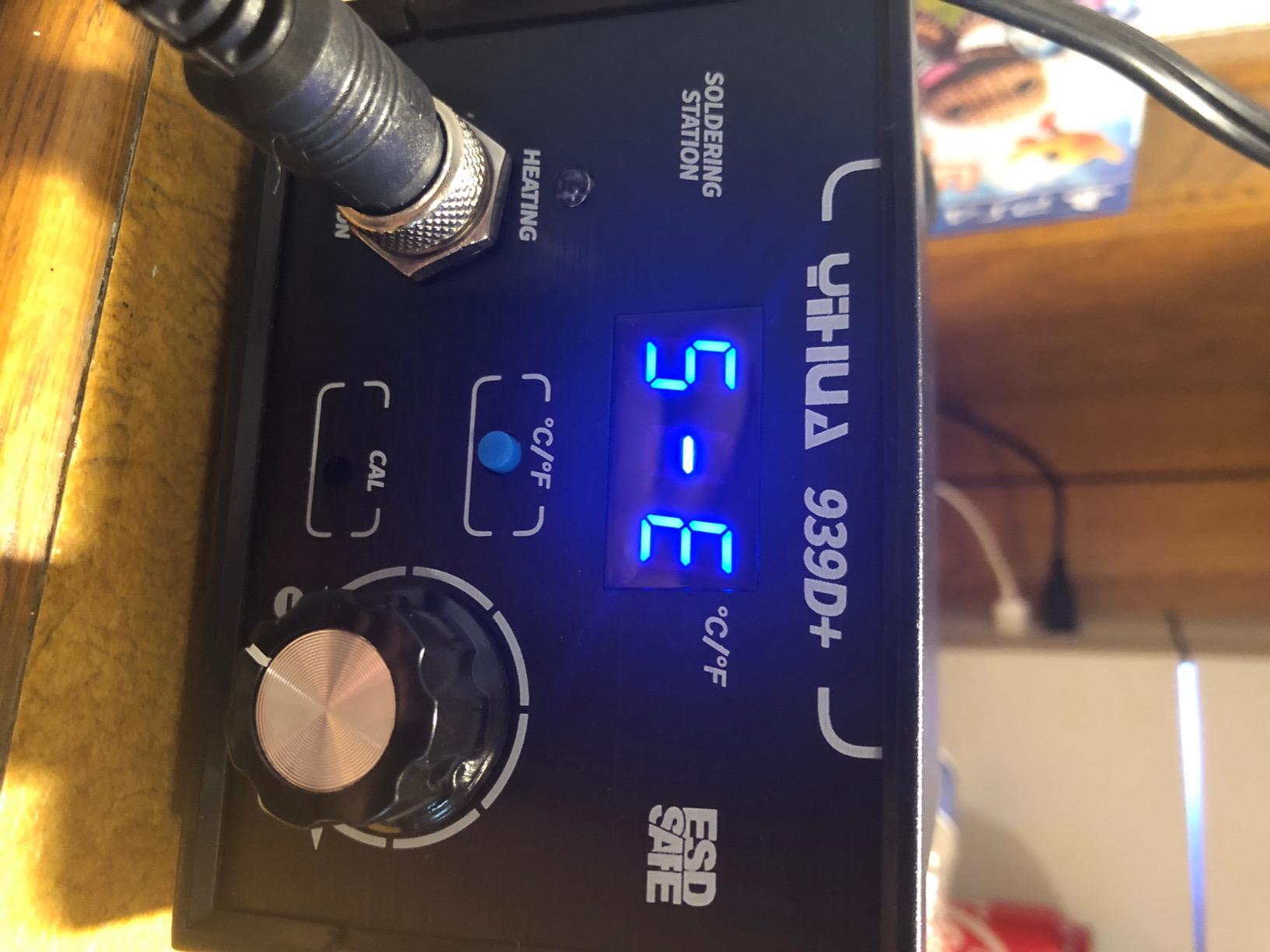 YIHUA 939D+ Digital Soldering Station, 75 Watt Equivalent with Temperature Control, °C/°F Display. ESD safe for Electronics. Aluminum Panel (Resists Burn). Solder Tips, Lead-free Solder & Extras customer photo 2