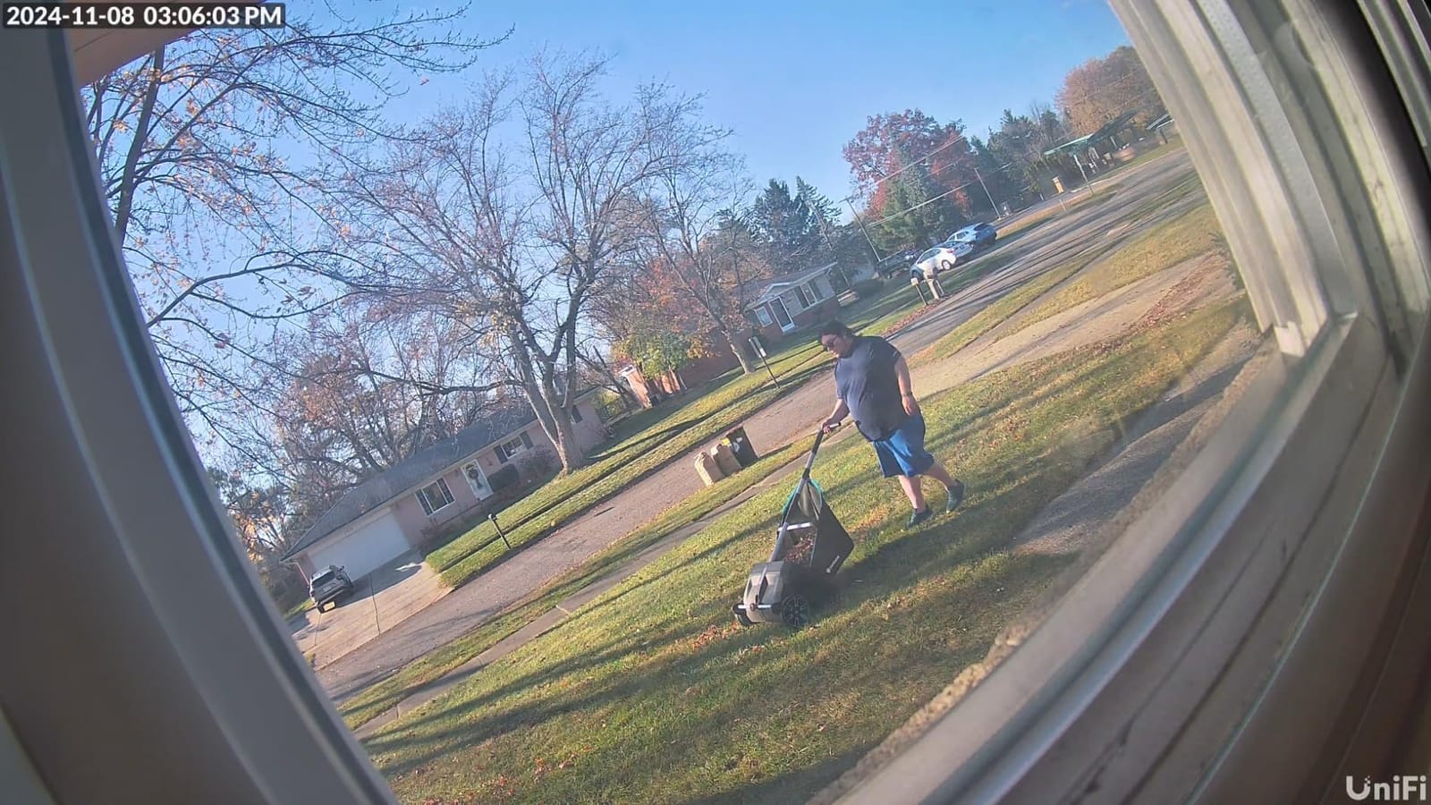 Gardena Manual Lawn and Leaf Collector Sweeper, Large Bag - 03565 customer photo 2