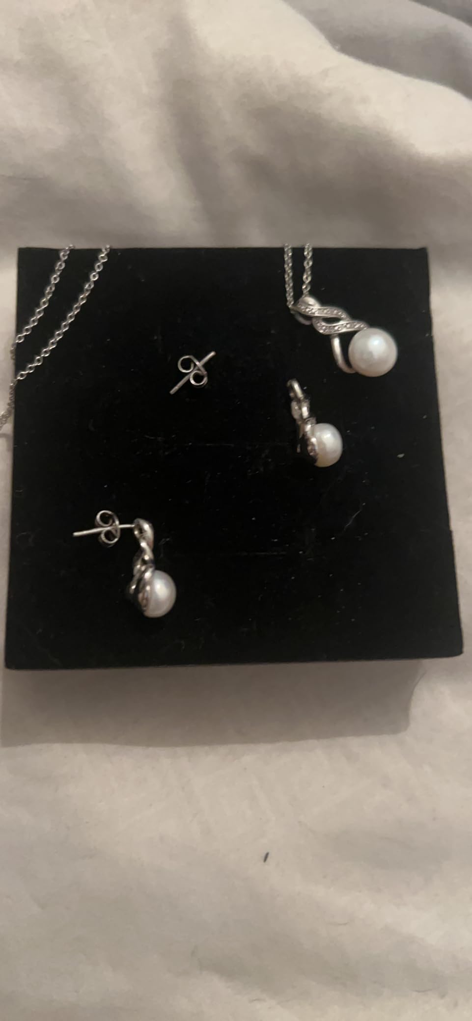 Real Diamond Sterling Silver Pearl Necklace and Earring Set | Hypoallergenic Real Cultured Freshwater Pearl Jewelry Set with 18 Inch Silver Chain | Diamond Bridal Bridesmaid Set for Women with Gift Box by MAX + STONE customer photo 1