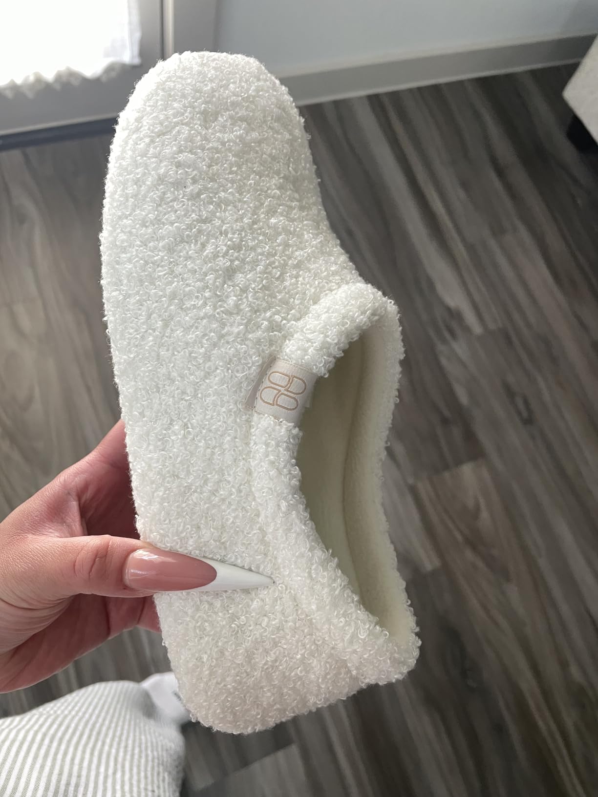 HomeTop Women's Fuzzy Curly Fur Fleece Lining Memory Foam Loafer Slippers customer photo 2