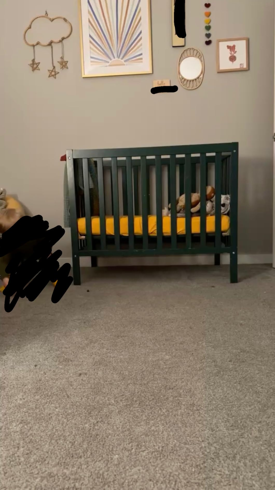 Dream On Me Edgewood 4-in-1 Convertible Mini Baby Crib in Cool Grey, GreenGuard Gold & JPMA, Non-Toxic, Compact 40×25×33″ Design, Converts to Mini Daybed & Twin Bed, 1″ Mattress Pad customer photo 1