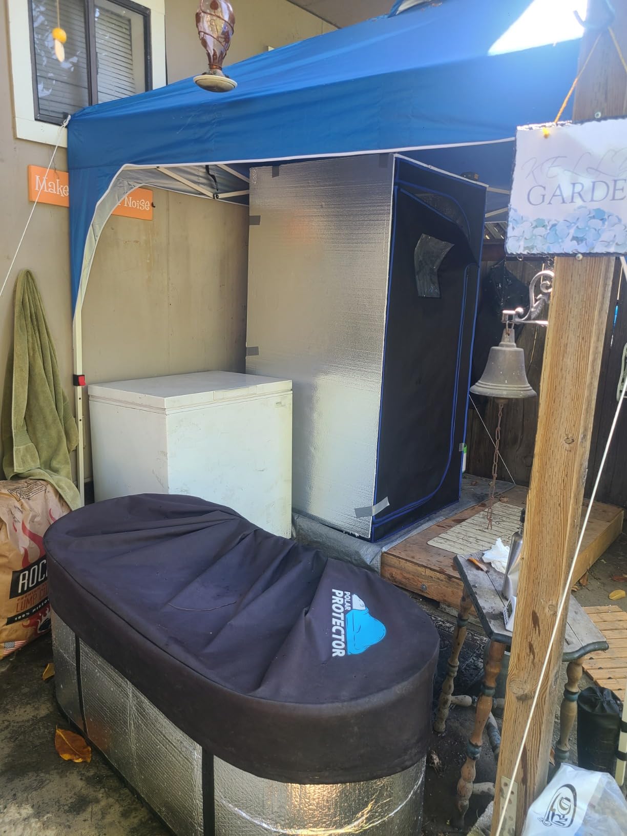 SereneLife Portable Steam Sauna Tent with Extra Large 4L Steamer - Includes Folding Sauna Chair, Remote Control w/ 9 Heat Levels for in-Home Spa - 2.9' x 2.9' x 5.9' customer photo 2