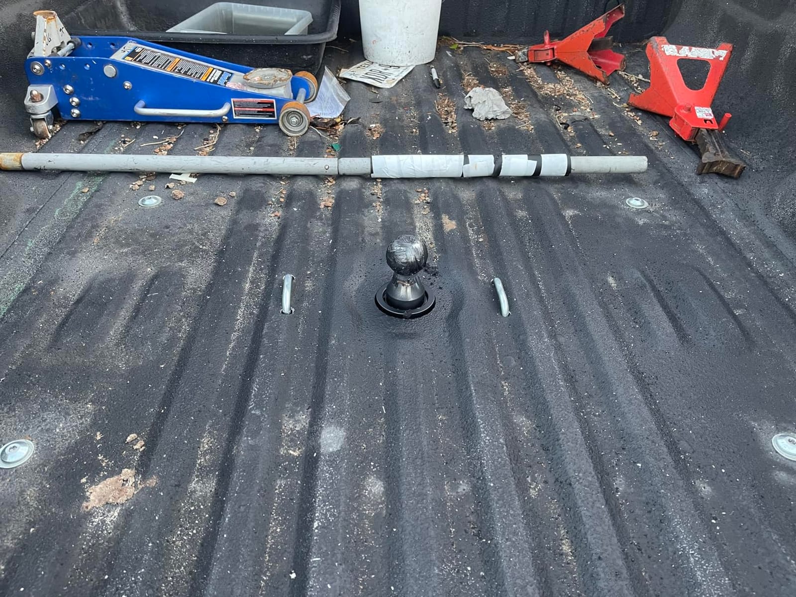 ECOTRIC Gooseneck Trailer Hitch Compatible with 99-16 F250 F350 customer photo 1