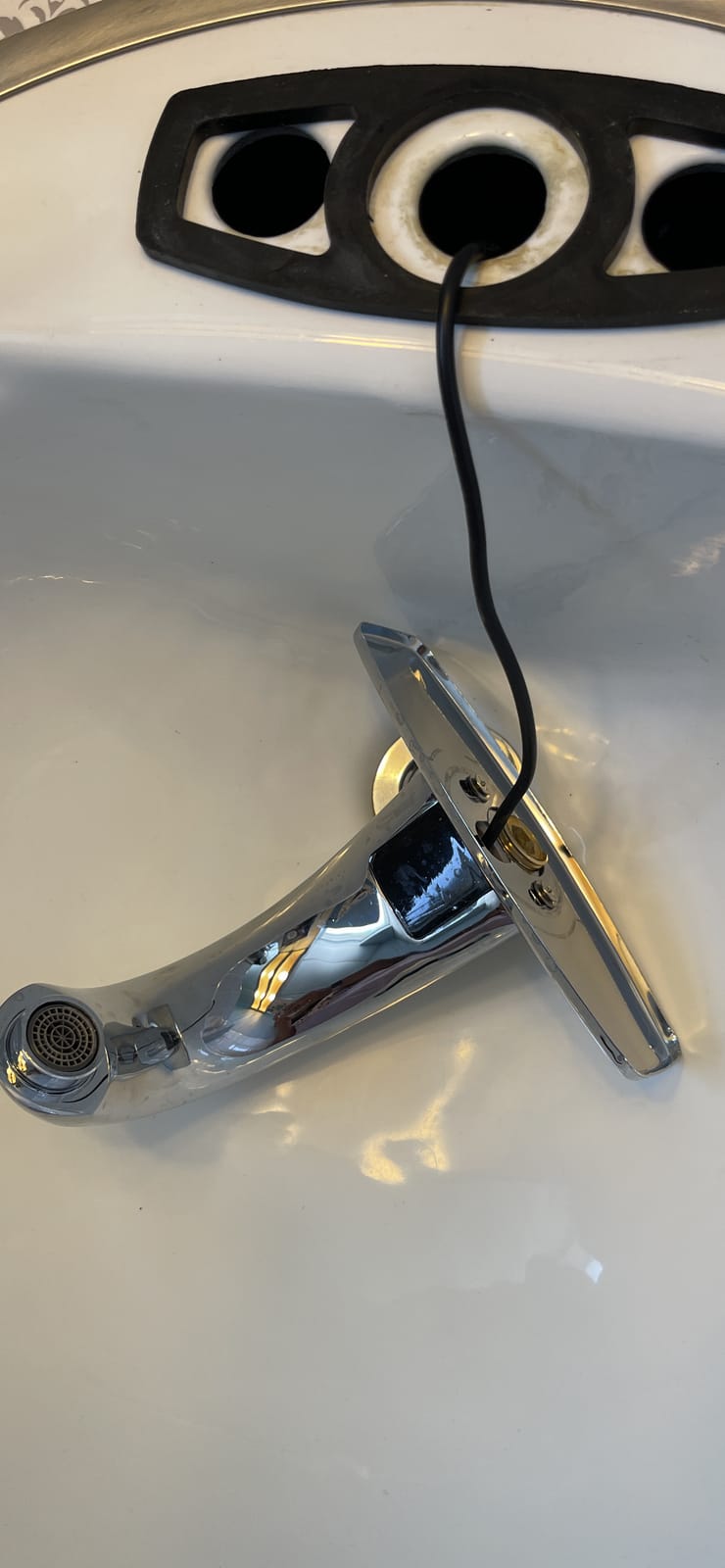 Touchless Bathroom Sink Faucet,Automatic Sensor Faucet,Chrome customer photo 1