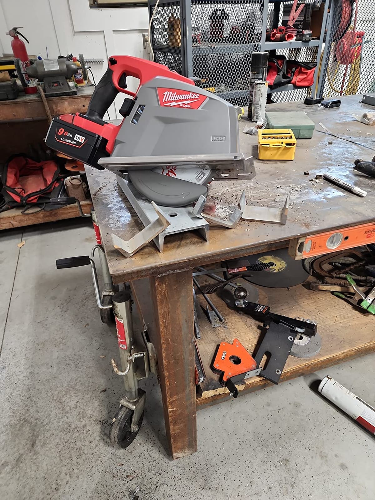 Milwaukee Electric - Circular Saw customer photo 2