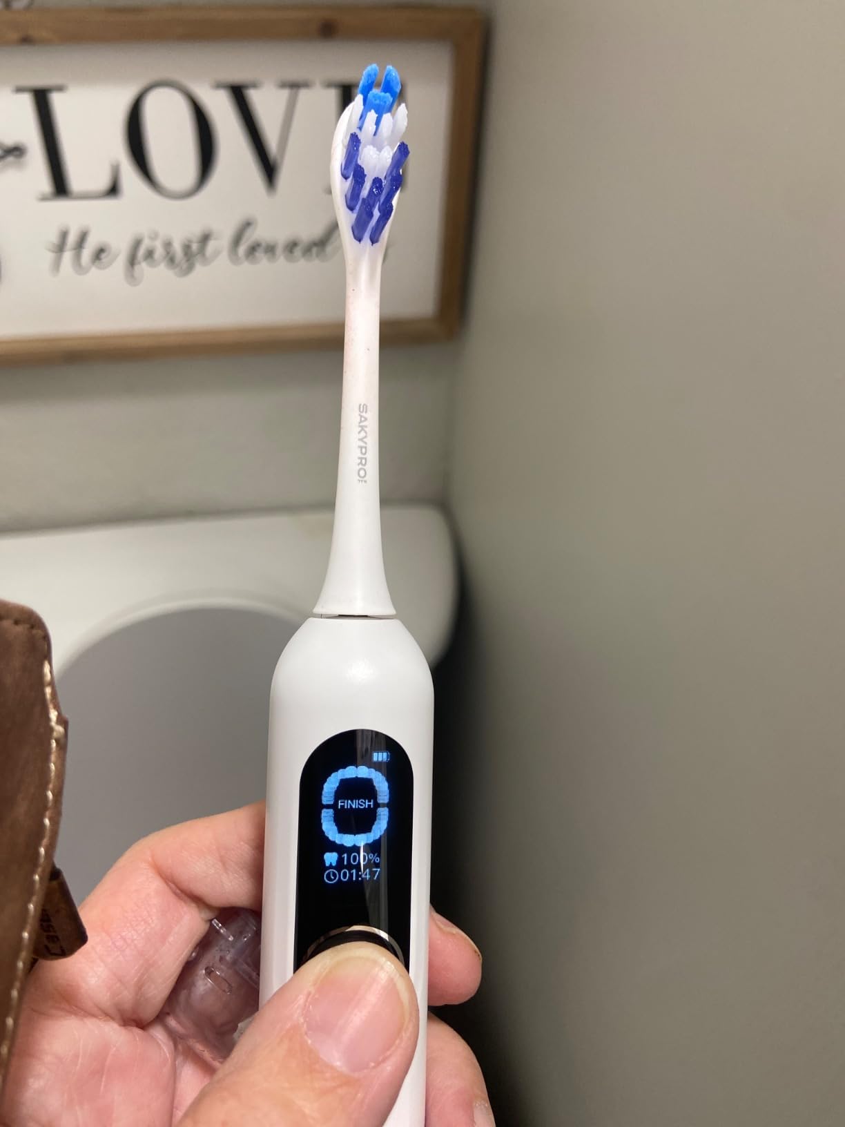 SAKYPRORAL Kids Electric Toothbrush for Teens Tween (6-15Y), Smart AI Screen with Brushing Score customer photo 2