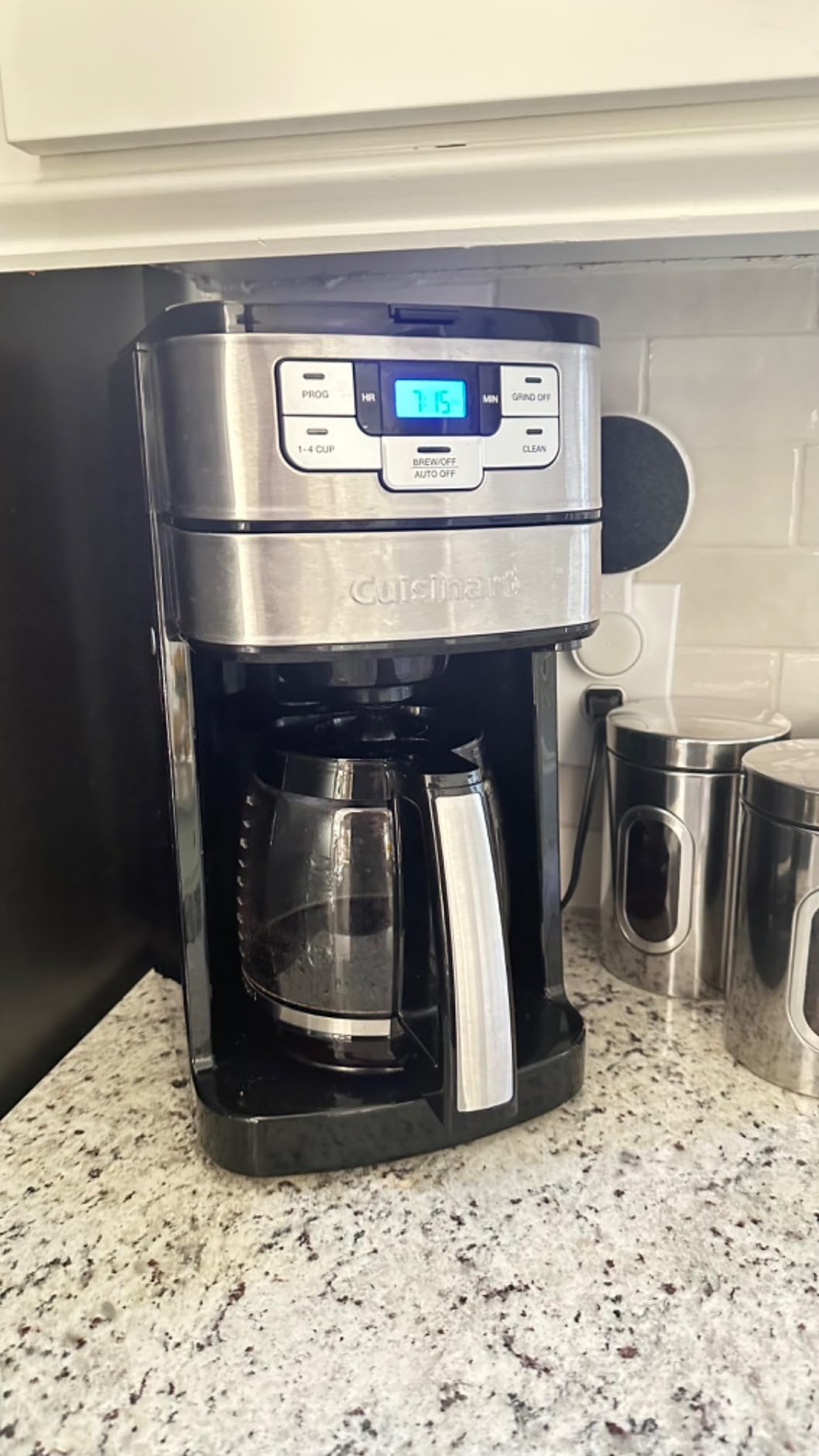 Cuisinart Automatic Grind & Brew 12-Cup Coffee Maker with Blade Grinder, Programmable Coffee Machine Glass Carafe with 1-4 Cup Setting, Brew Pause, Grind-Off Option, DGB-400NAS, Black/Stainless Steel customer photo 2