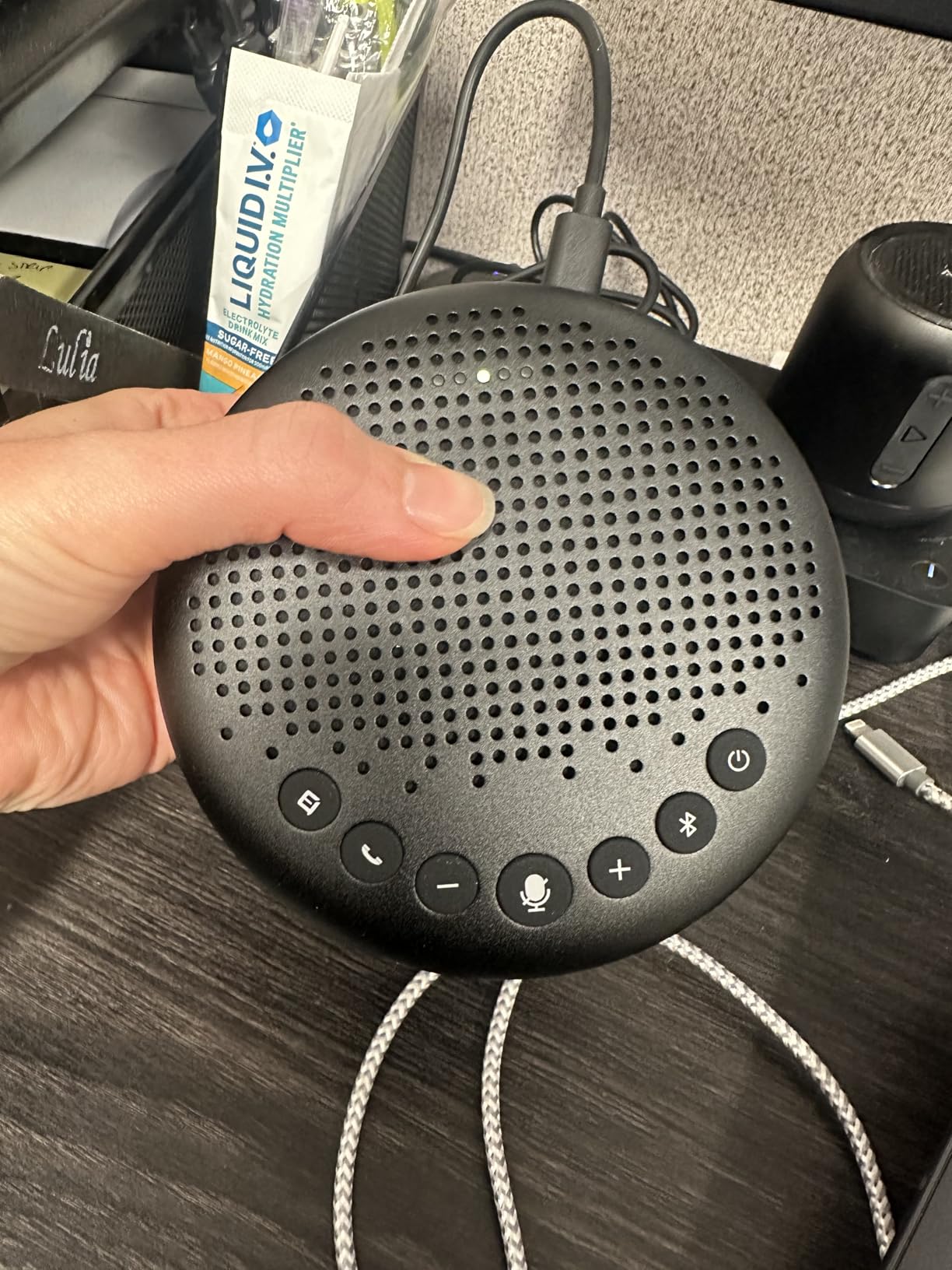 EMEET Luna Conference Speaker and Microphone, 360° Voice Pickup for 8 Users | Noise Reduction/Mute/Indicator USB Bluetooth Speakerphone w/Dongle Daisy Chain for 16 Compatible with Leading Software customer photo 1