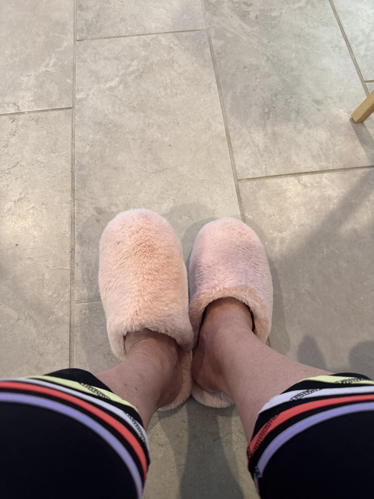 Snug Leaves Women's Fuzzy Scuff Slippers Memory Foam Non-slip House Shoes customer photo 2