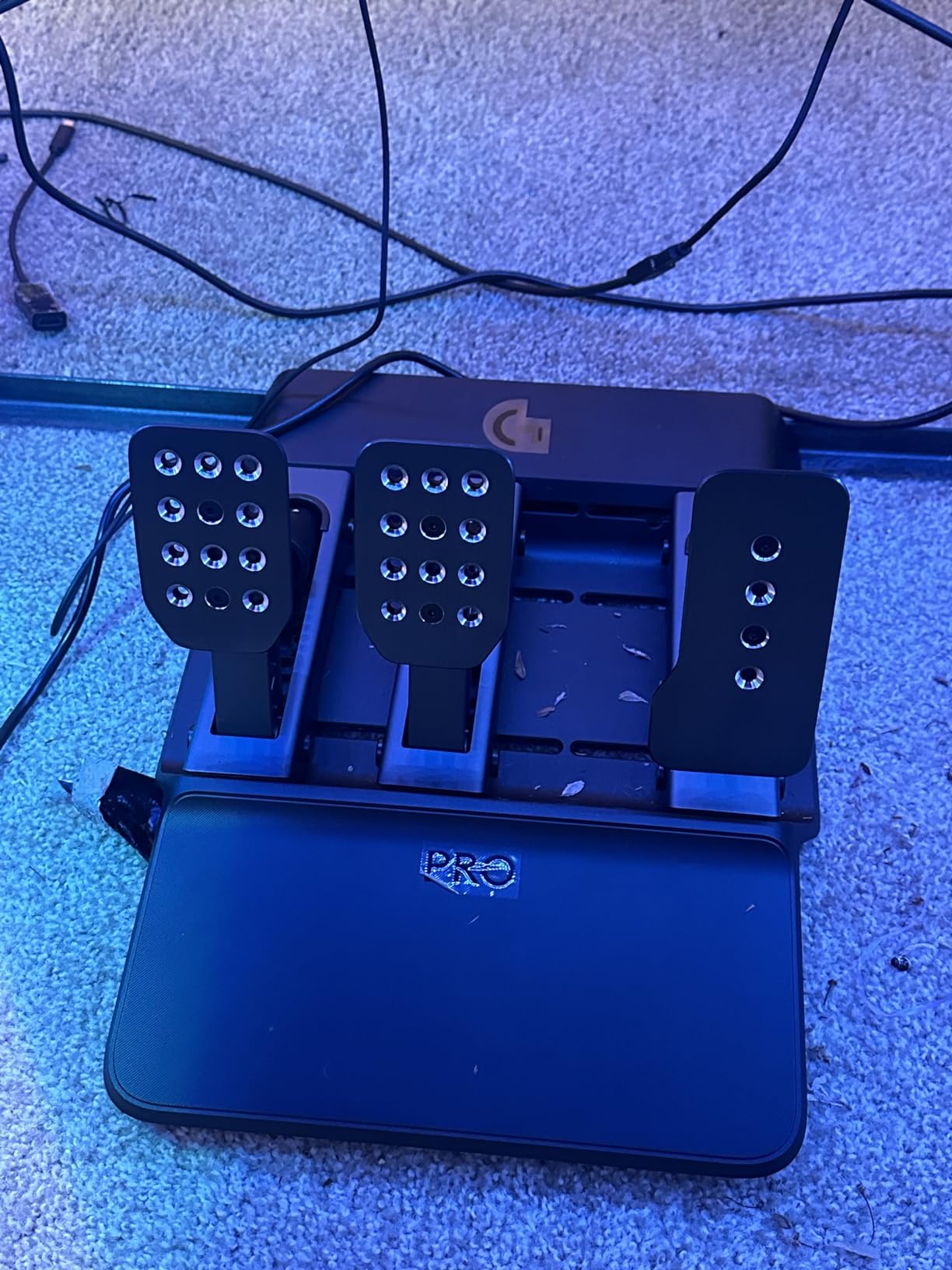 Logitech G PRO Racing Pedals Simulator with 100kg Load Cell Brake customer photo 1