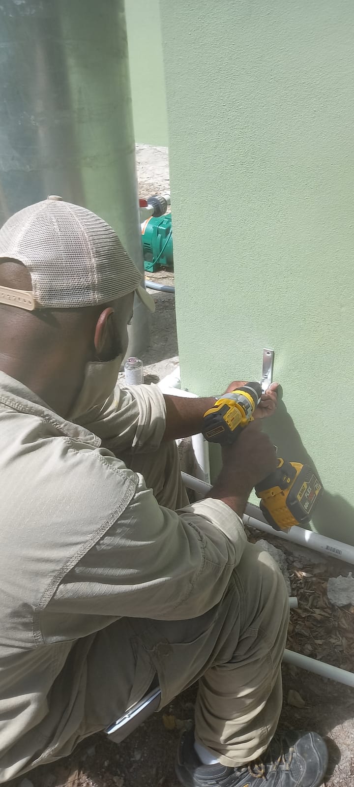 DEWALT FLEXVOLT ADVANTAGE 20V MAX* Hammer Drill, Cordless, 1/2-Inch, Tool Only (DCD999B) customer photo 2