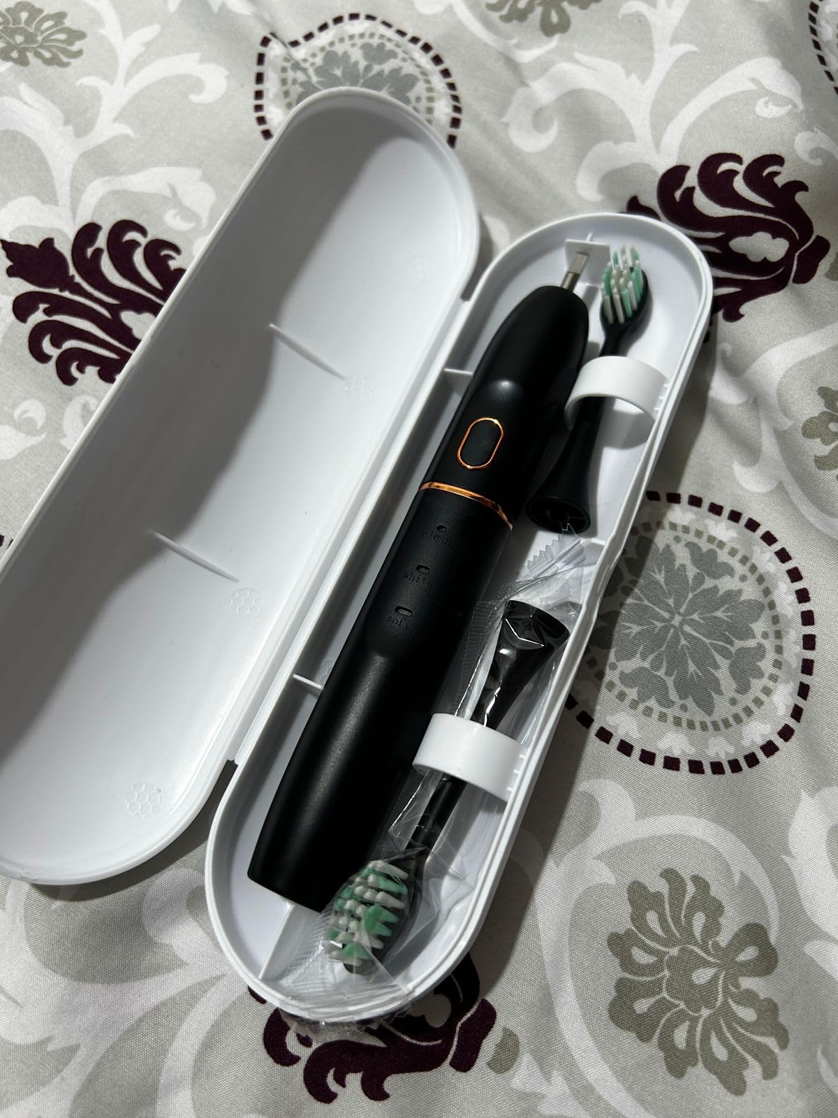 kingheroes Electric Toothbrush Set, Comes with 8 Brush Heads & Travel Case,4 Modes with 2 Minutes Built in Smart Timer, One Charge for 60 Days, 42000 VPM Motor (Black) customer photo 1
