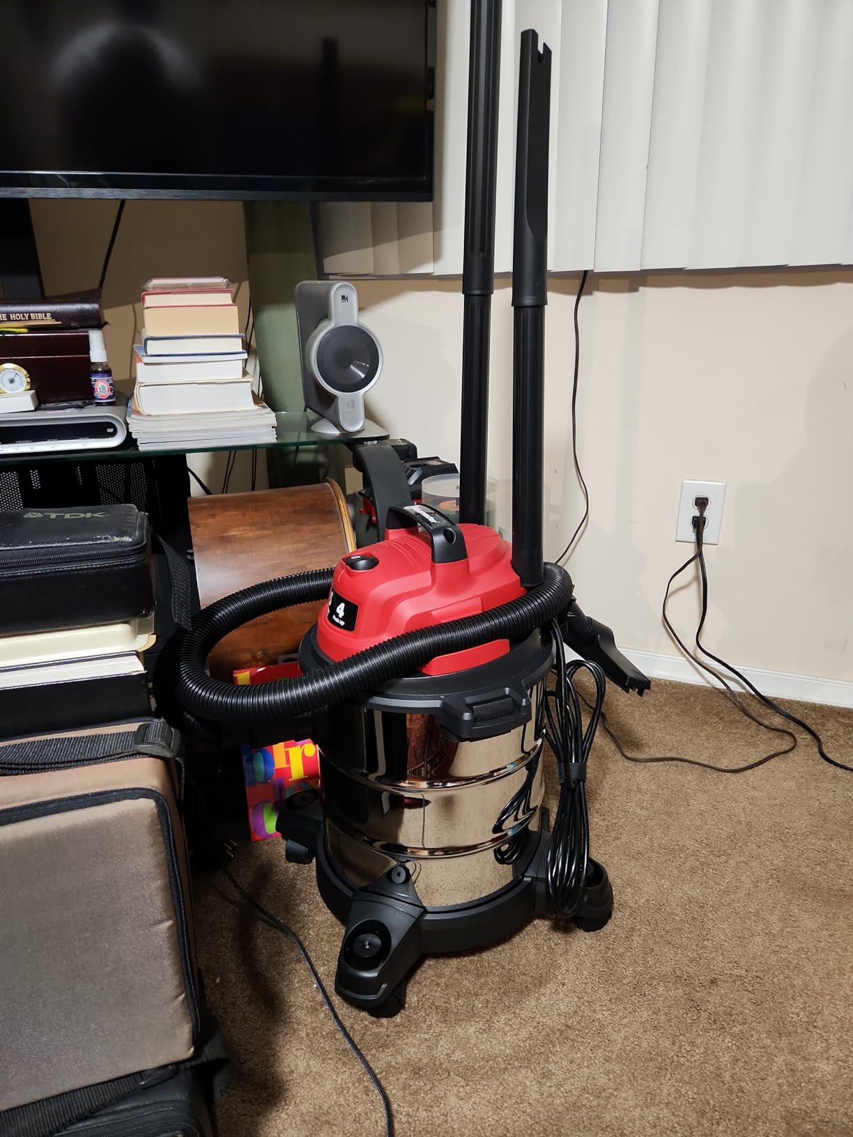 Vacmaster VOC508S 1101 5-Gal 4 Peak HP Stainless Steel Wet/Dry Vac Red customer photo 1