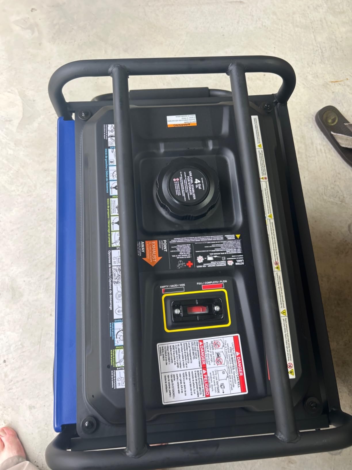 Westinghouse 4650 Peak Watt Dual Fuel Portable Generator, Remote Electric Start with Auto Choke, RV Ready 30A Outlet, Gas & Propane Powered, CO Sensor customer photo 2