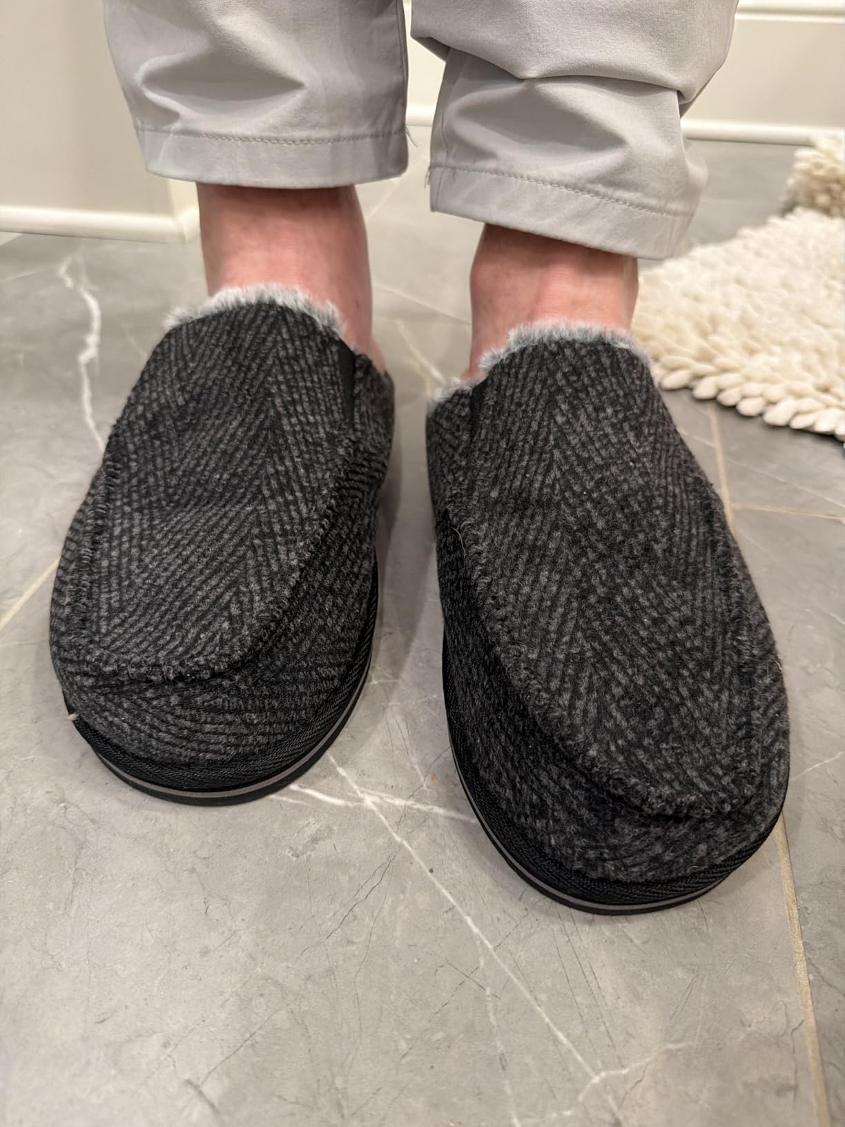 ONCAI Mens Clog Slippers with Arch Support Stripe Faux Fur Cotton-Blend High-Density Memory Foam Warm House Slippers Slip-on Indoor Outdoor Rubber Sole Size 7-16 customer photo 1