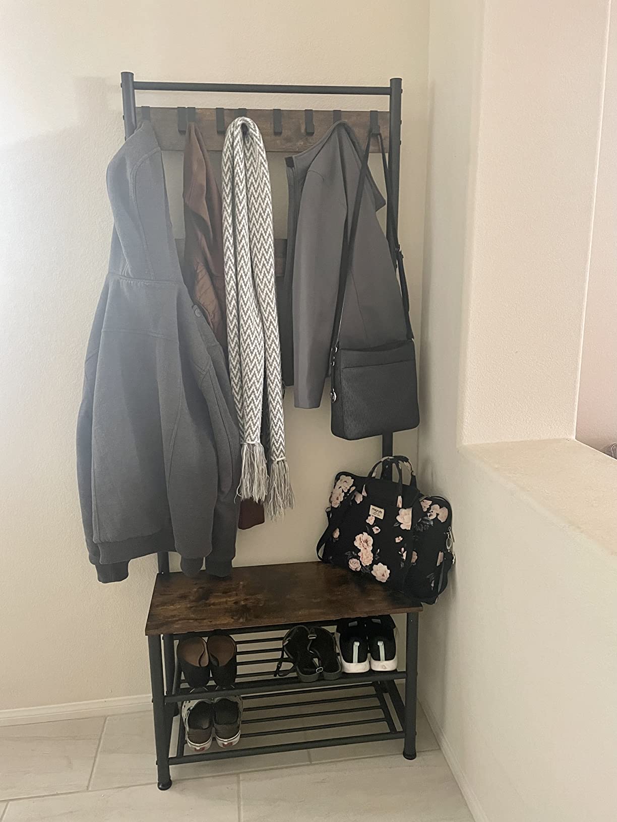 Yaheetech 3-in-1 Hall Tree Bench and Shoe Storage, Entryway Coat Rack, Gray customer photo 1