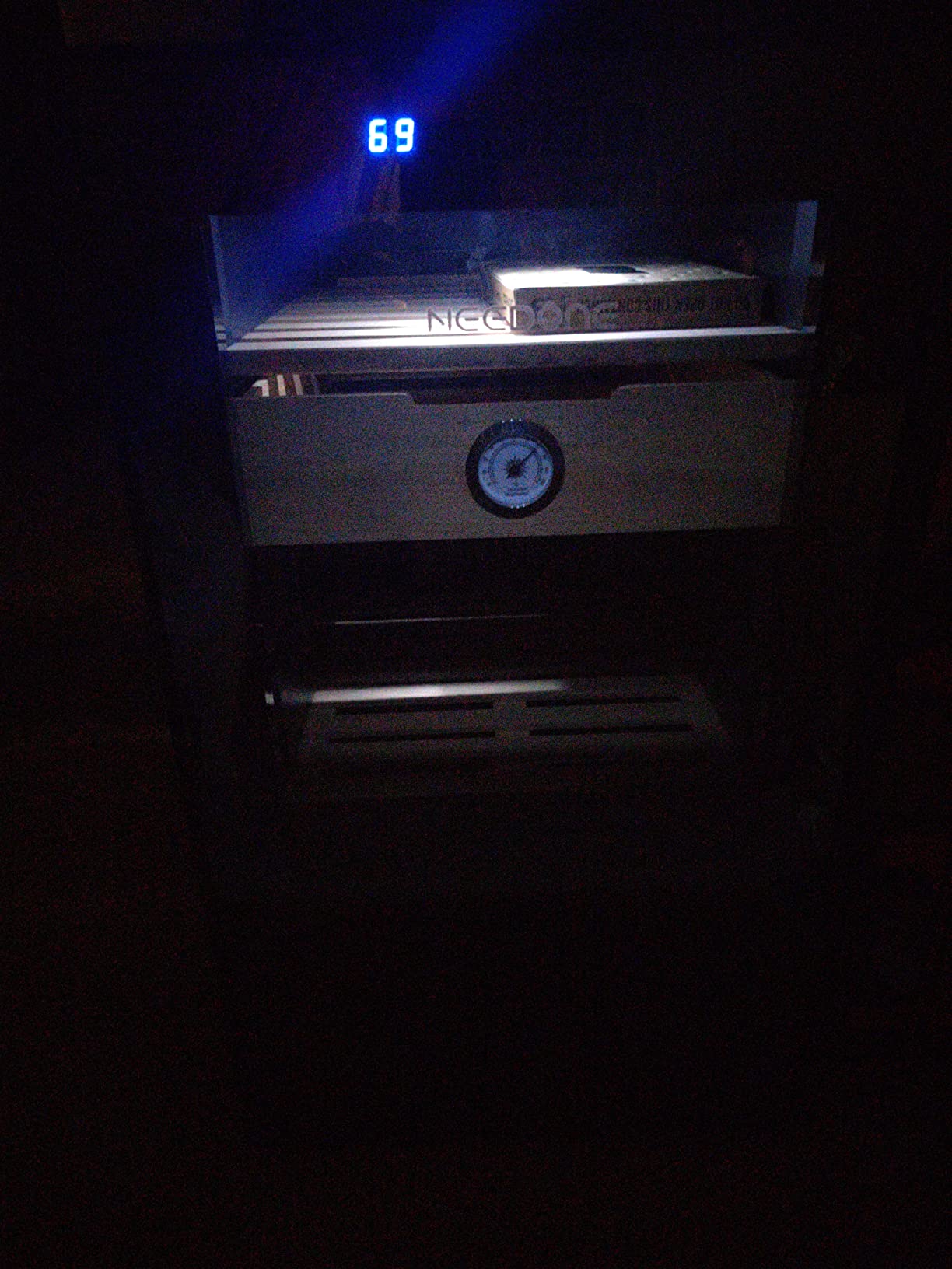 NEEDONE 48L Electric Cigar Humidor with Thermoelectric Cooling Control customer photo 1