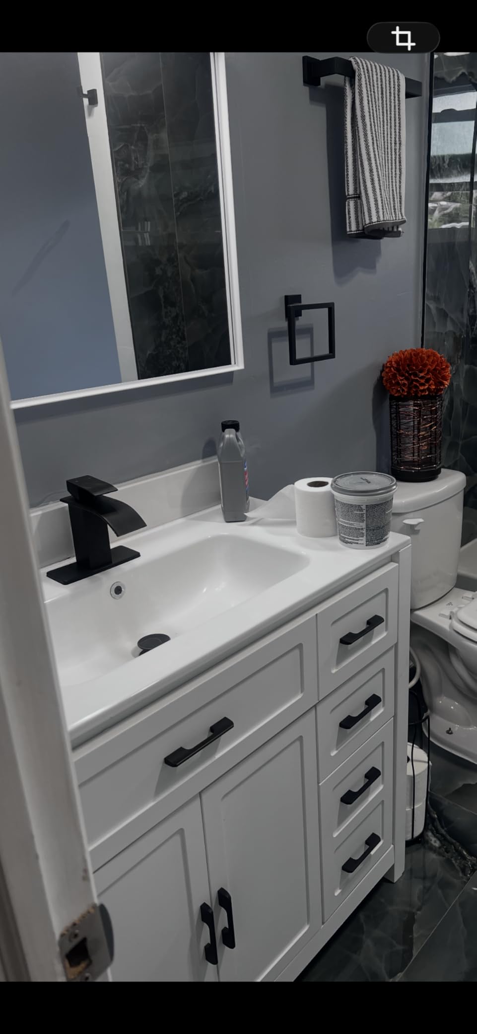 Fransiton Waterfall Single Handle Bathroom Sink Faucet Black customer photo 2