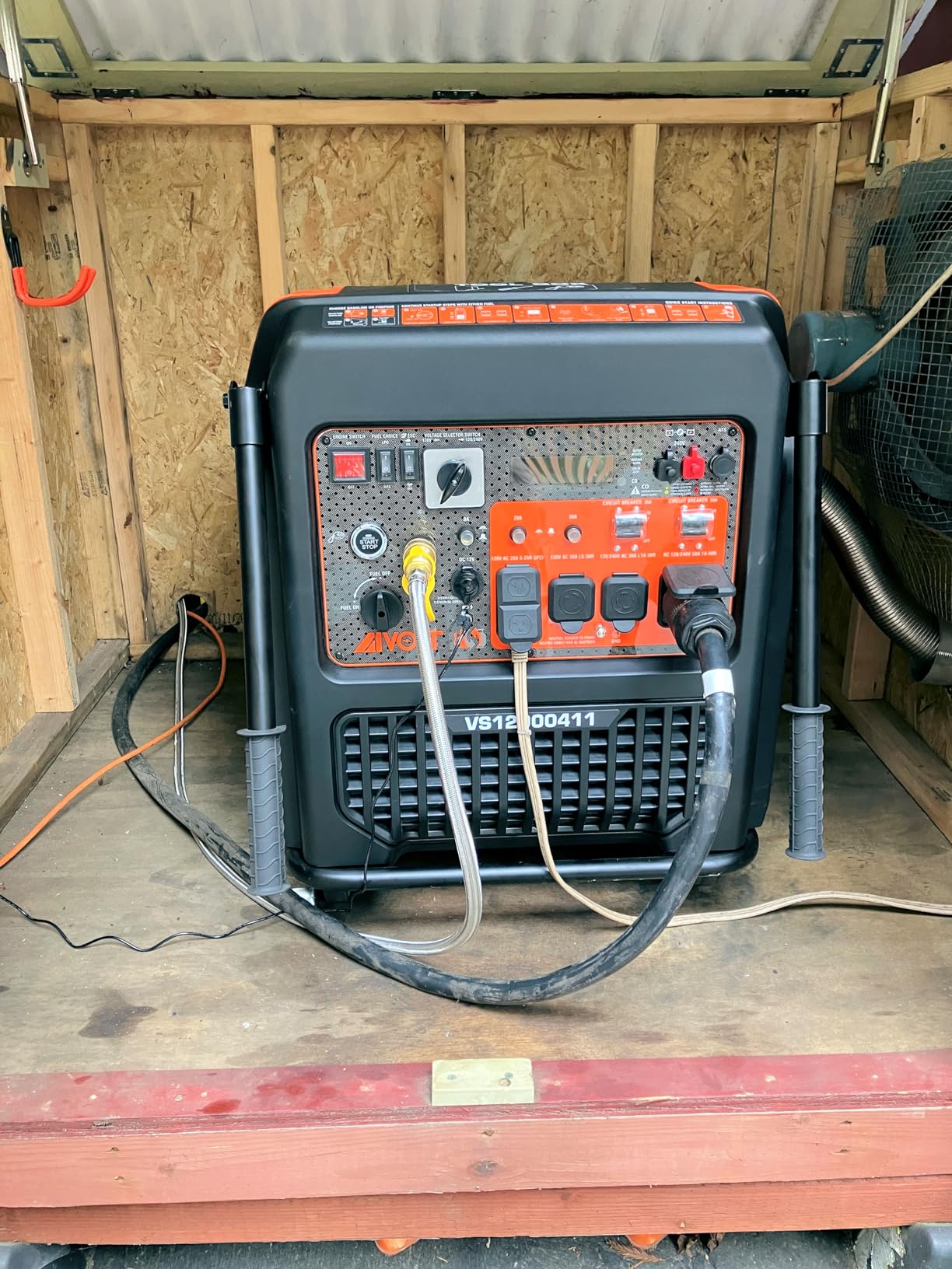 AIVOLT 1600W Super Quiet Inverter Generator 28lbs Portable for Camping customer photo 1