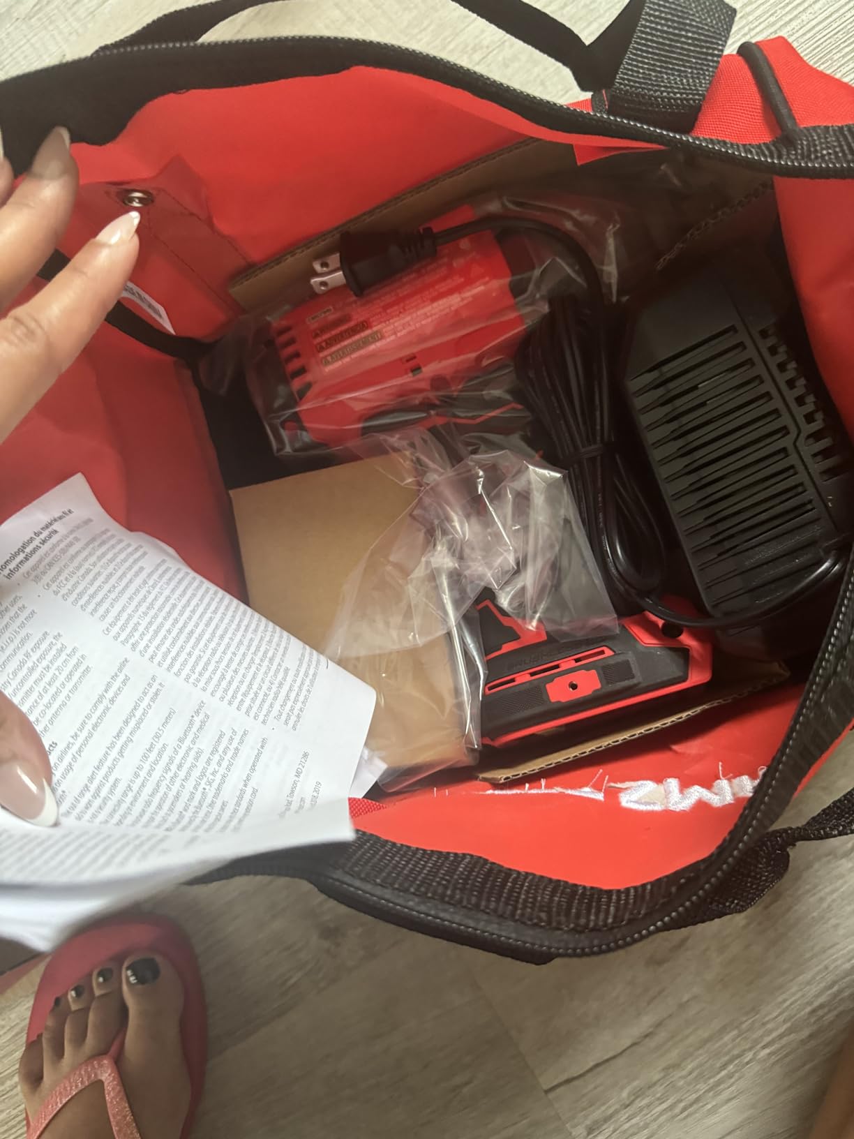 CRAFTSMAN V20 RP Impact Wrench, Cordless, Brushless, High Torque, 1/2 Inch, 4Ah Battery and Charger Included (CMCF940M1) customer photo 1