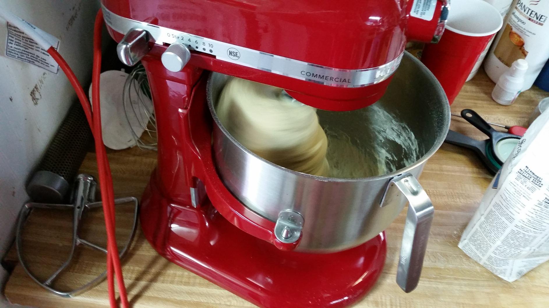 KitchenAid KSM8990CU 8-Quart Commercial Countertop Mixer, 10-Speed, Gear-Driven, Contour Silver customer photo 2