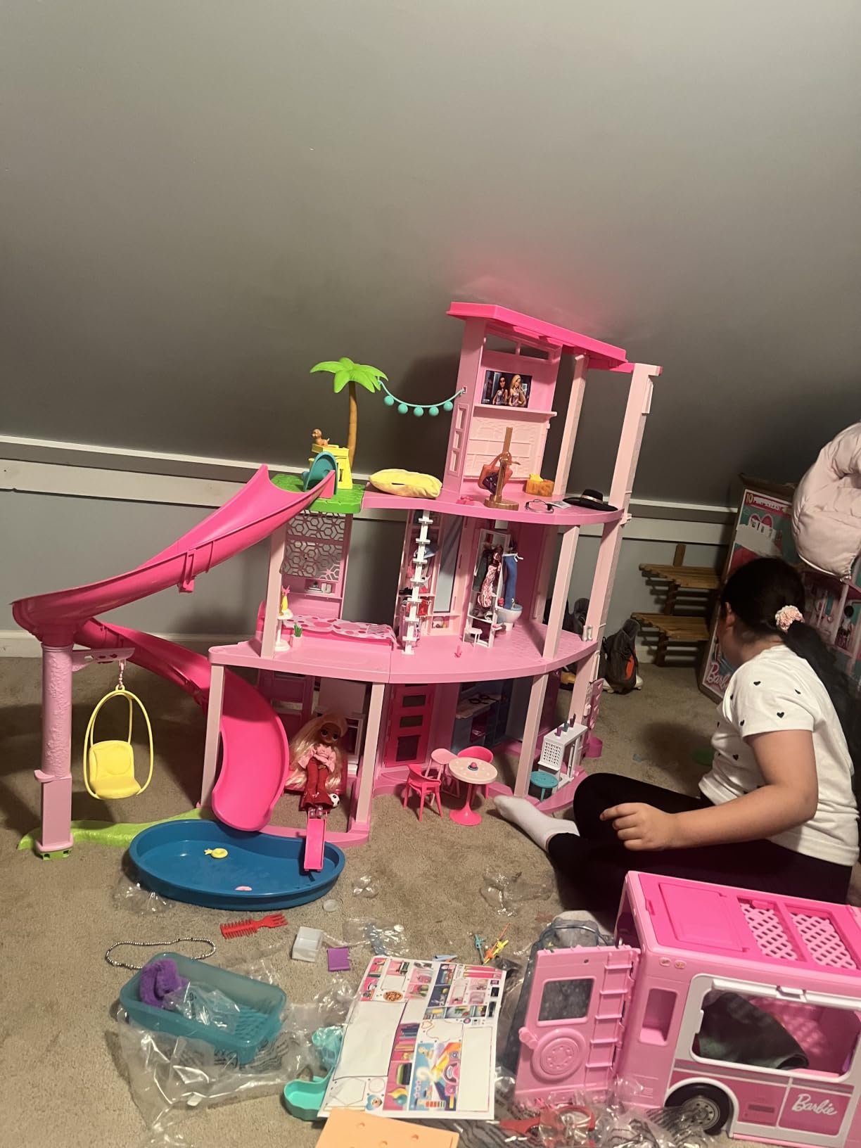 Barbie DreamHouse, Pool Party Doll House customer photo 2