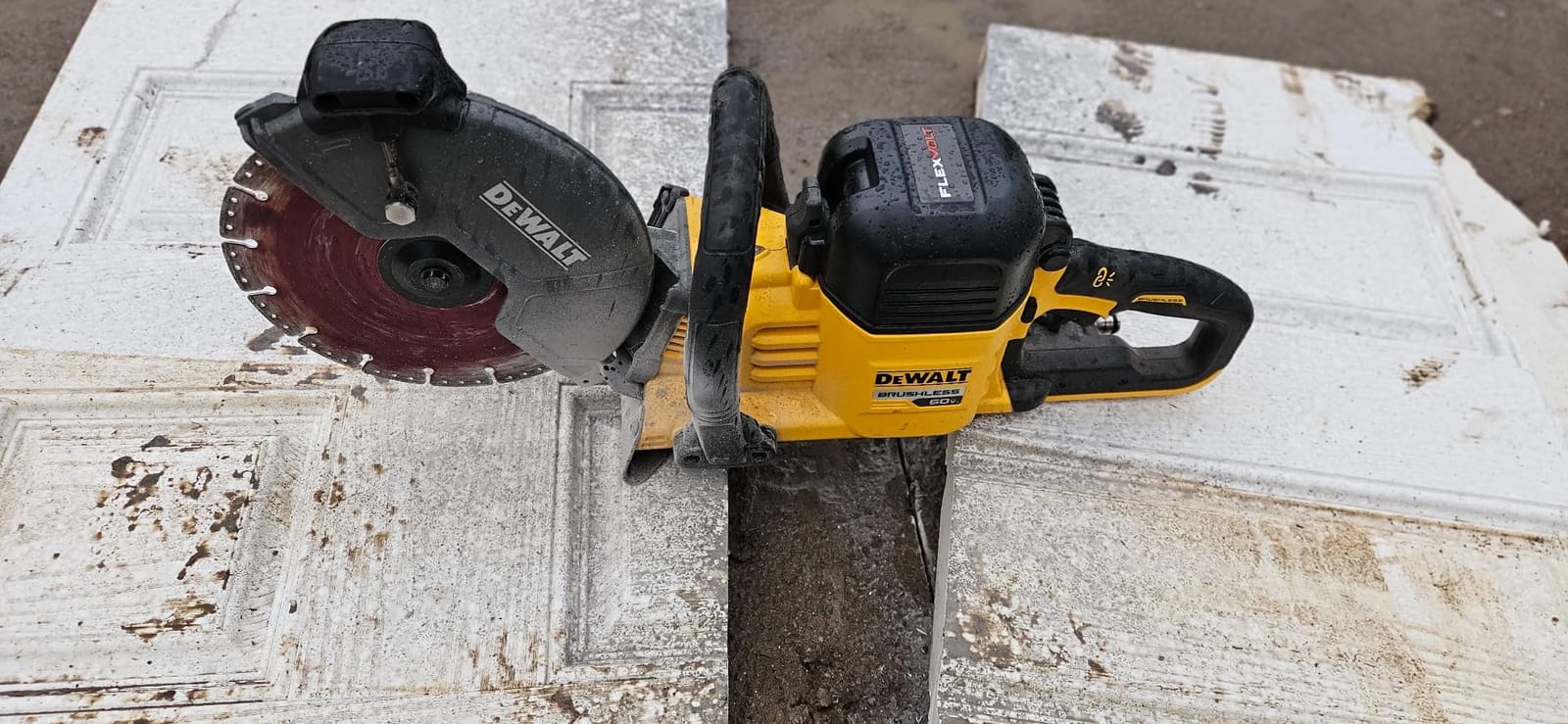 60V 9 IN. CORDLESS CUT OFF SAW BARE customer photo 2